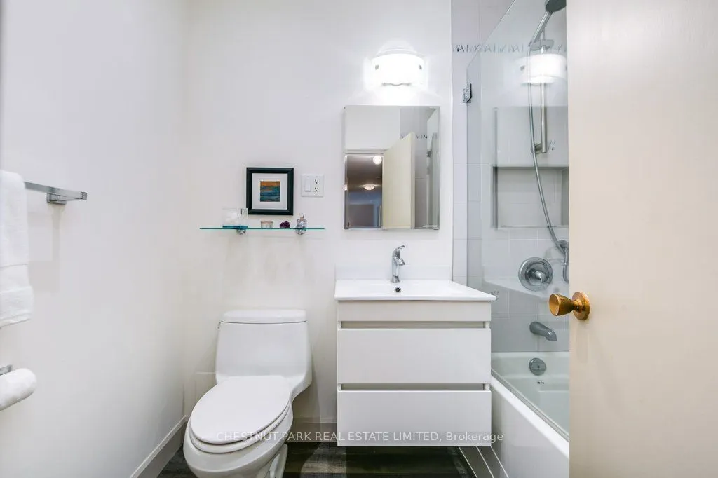 75 Scarborough Road #201