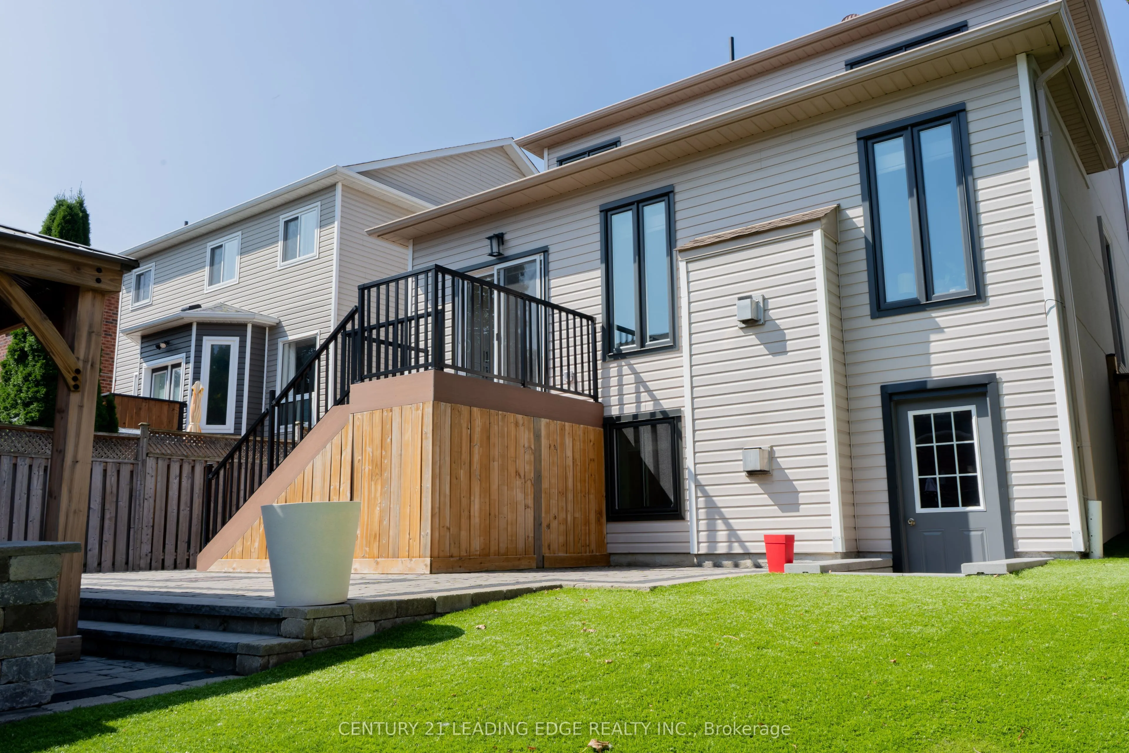 53 Ault Crescent