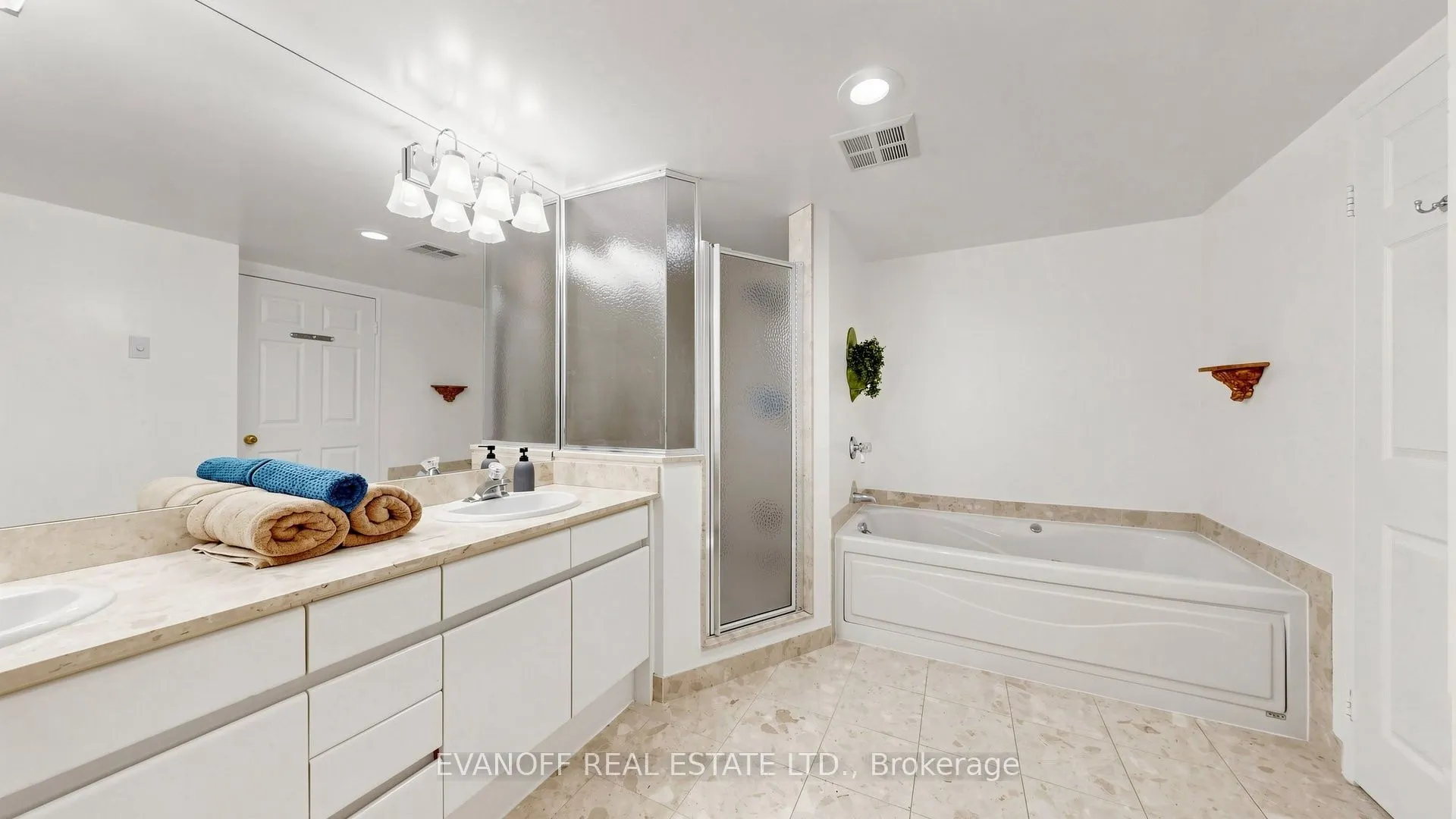10 Guildwood Parkway #730