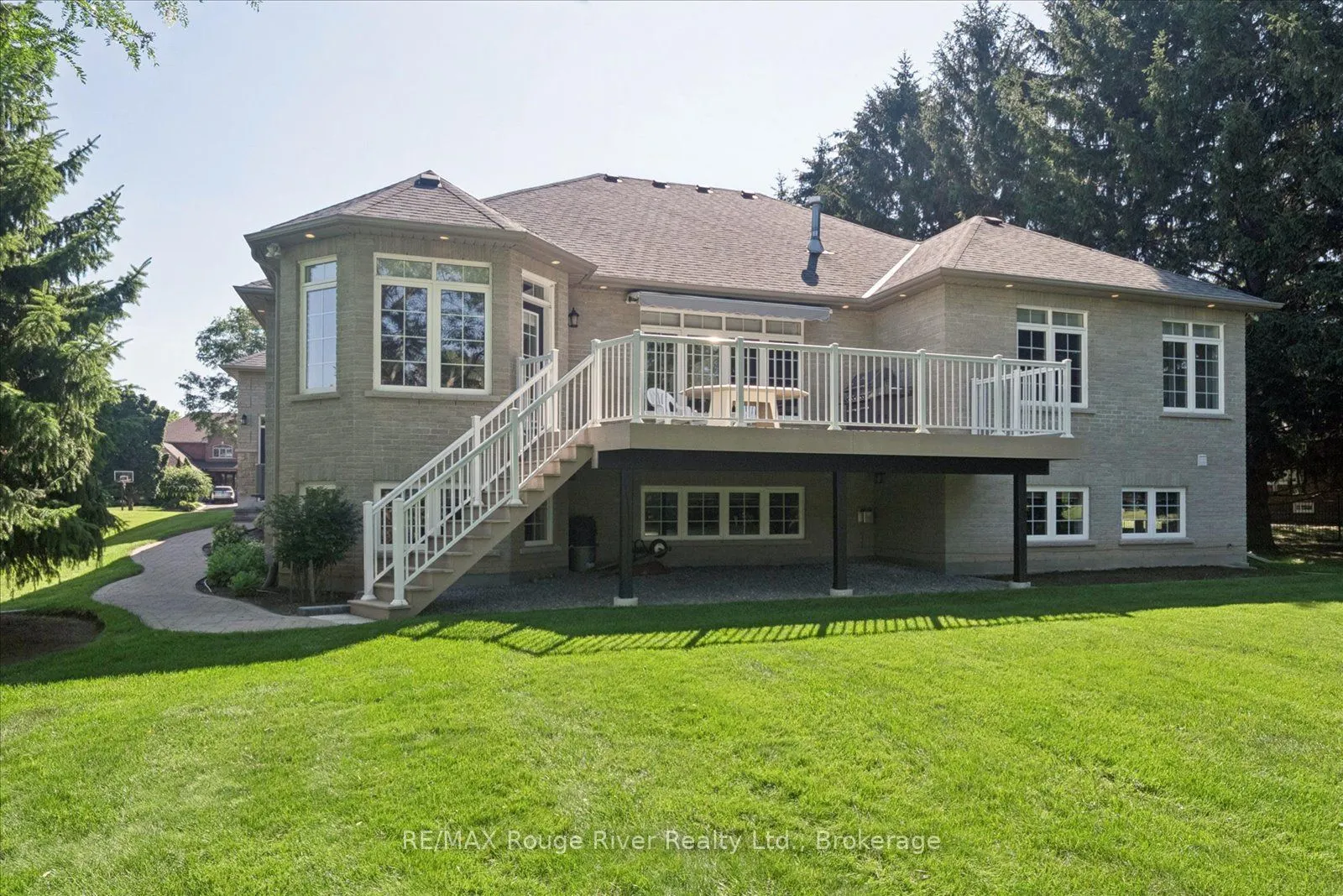 26 Hanover Court