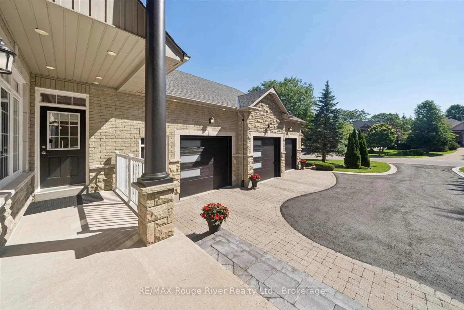 26 Hanover Court