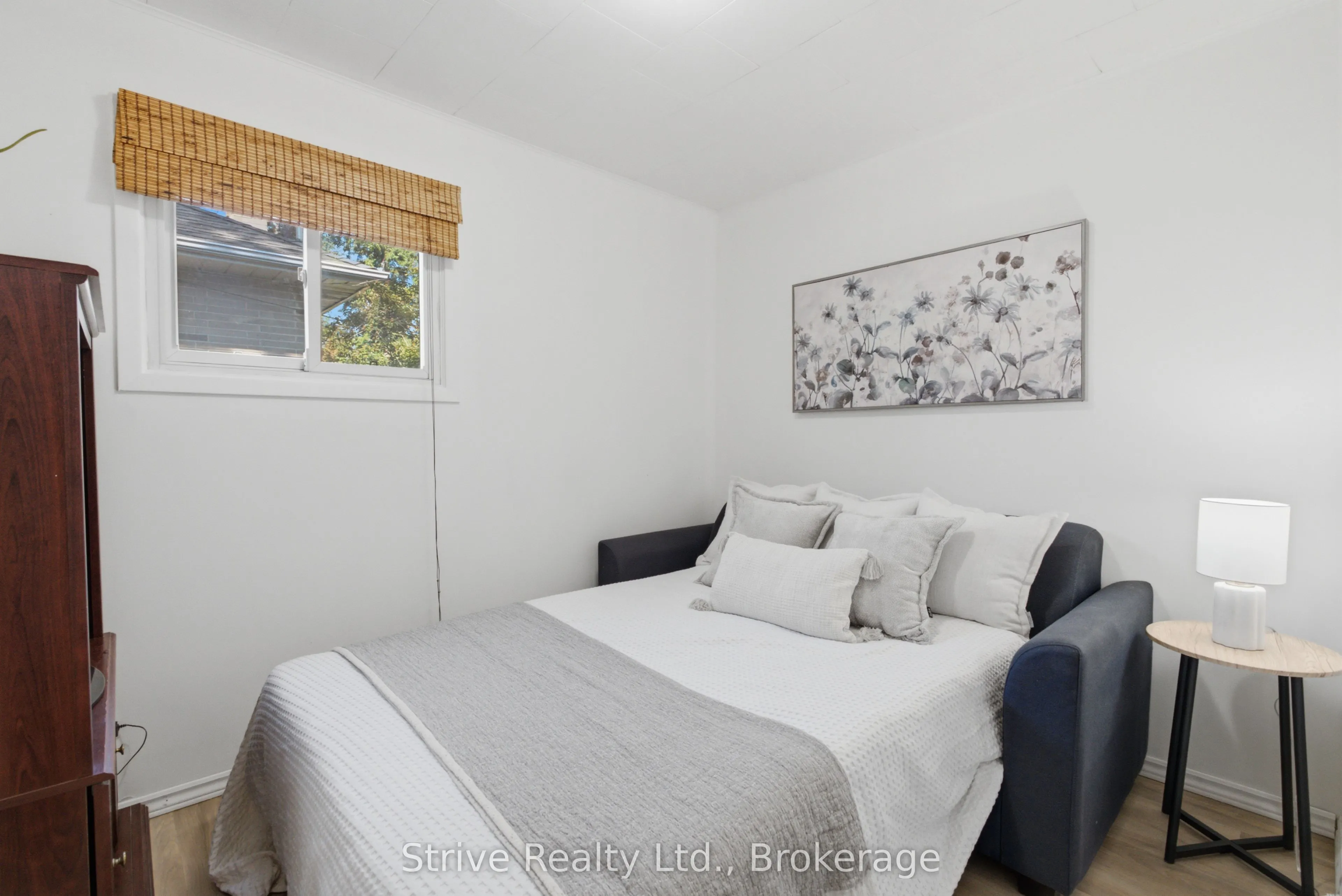 7 Admiral Road