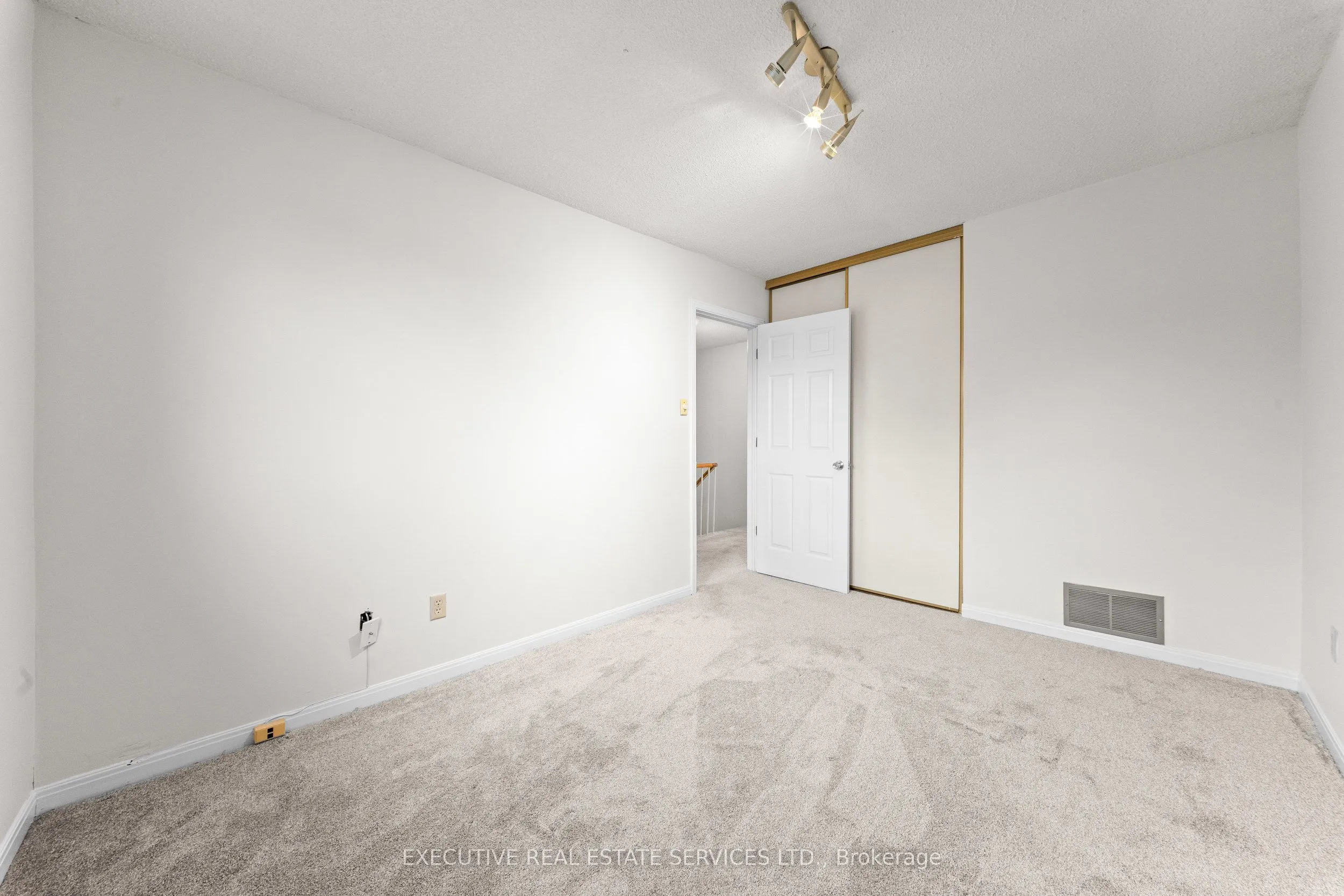 76 Lionhead Trail