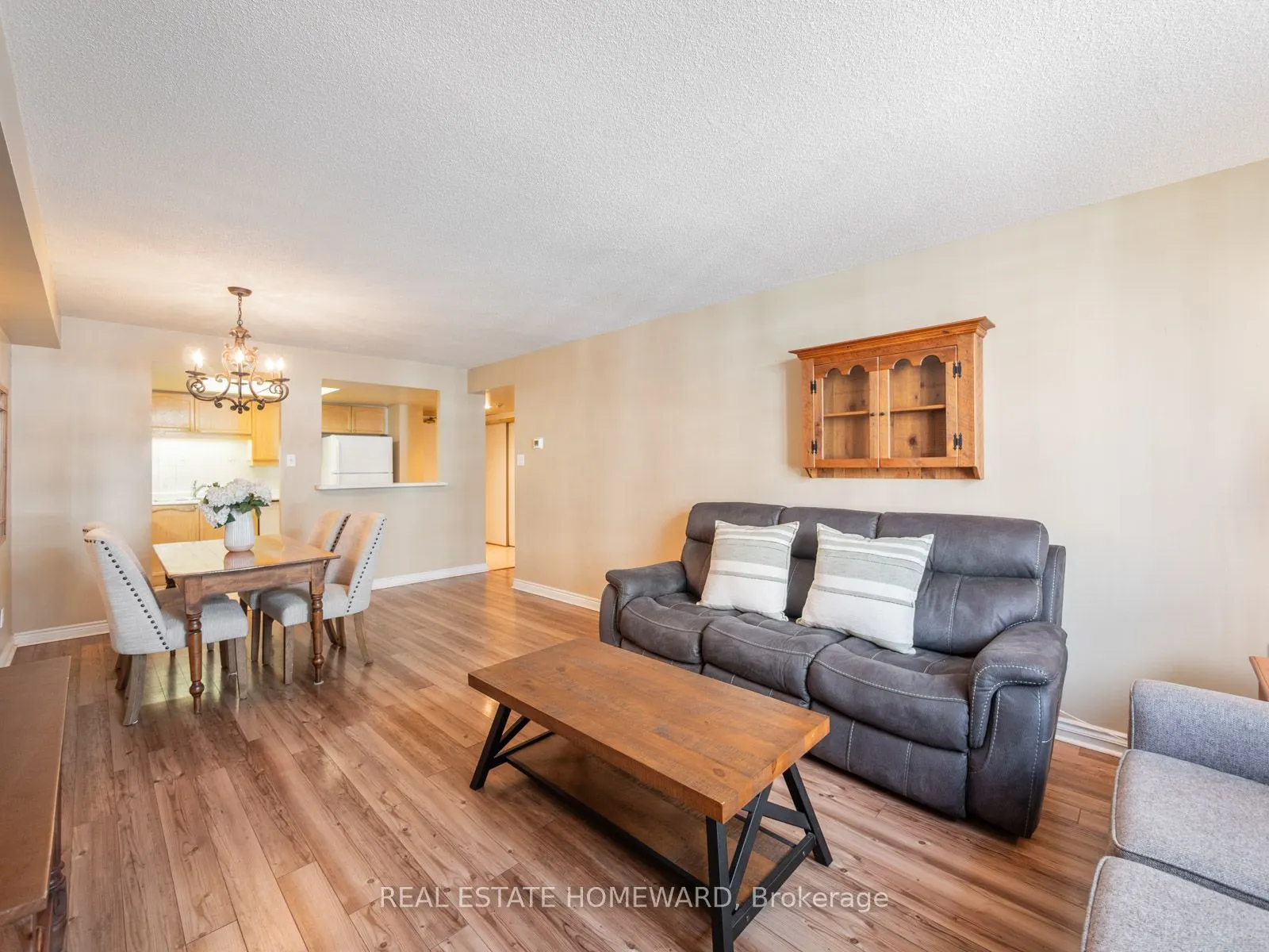 1091 Kingston Road #624