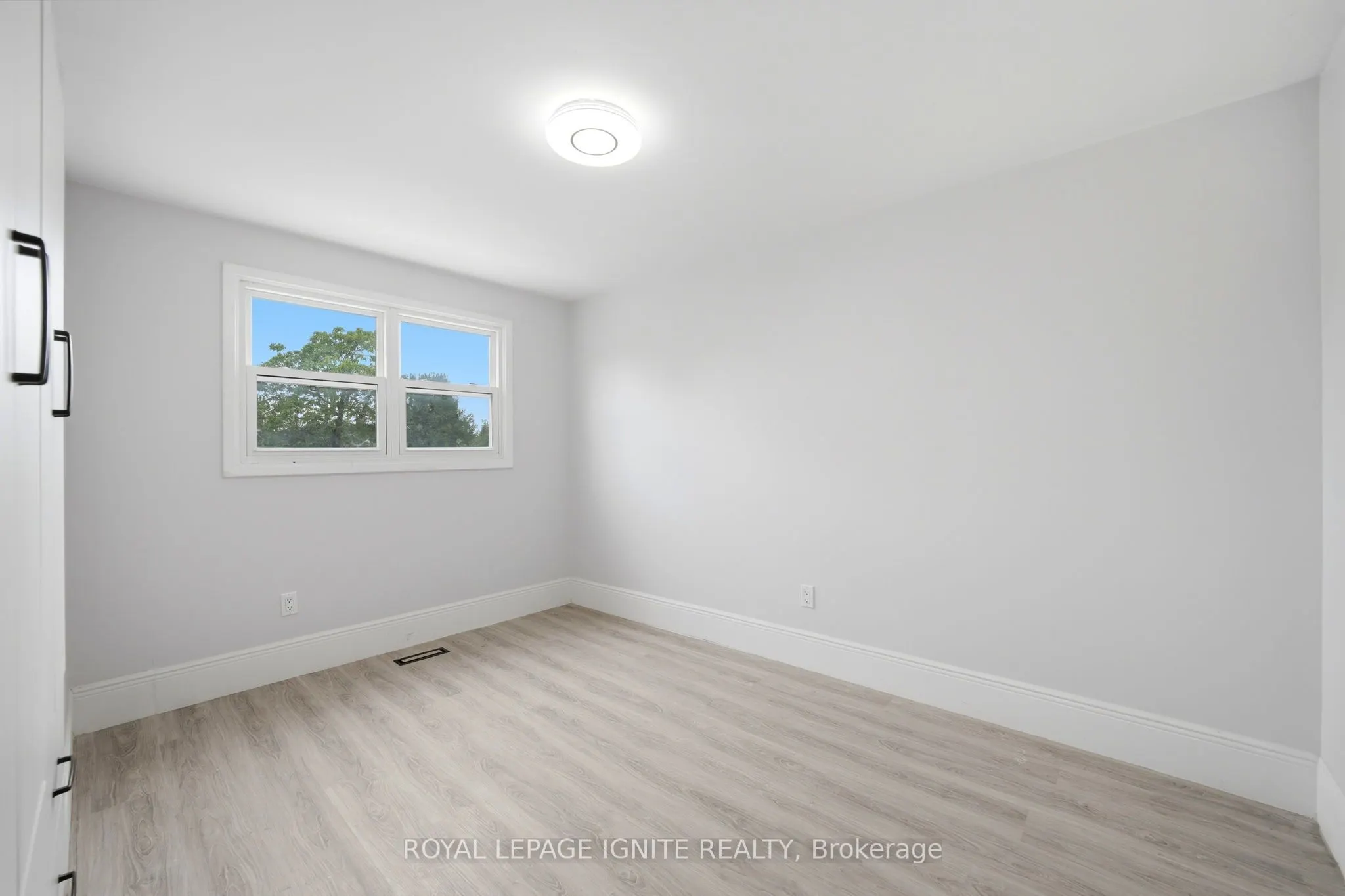 26 Winston Crescent