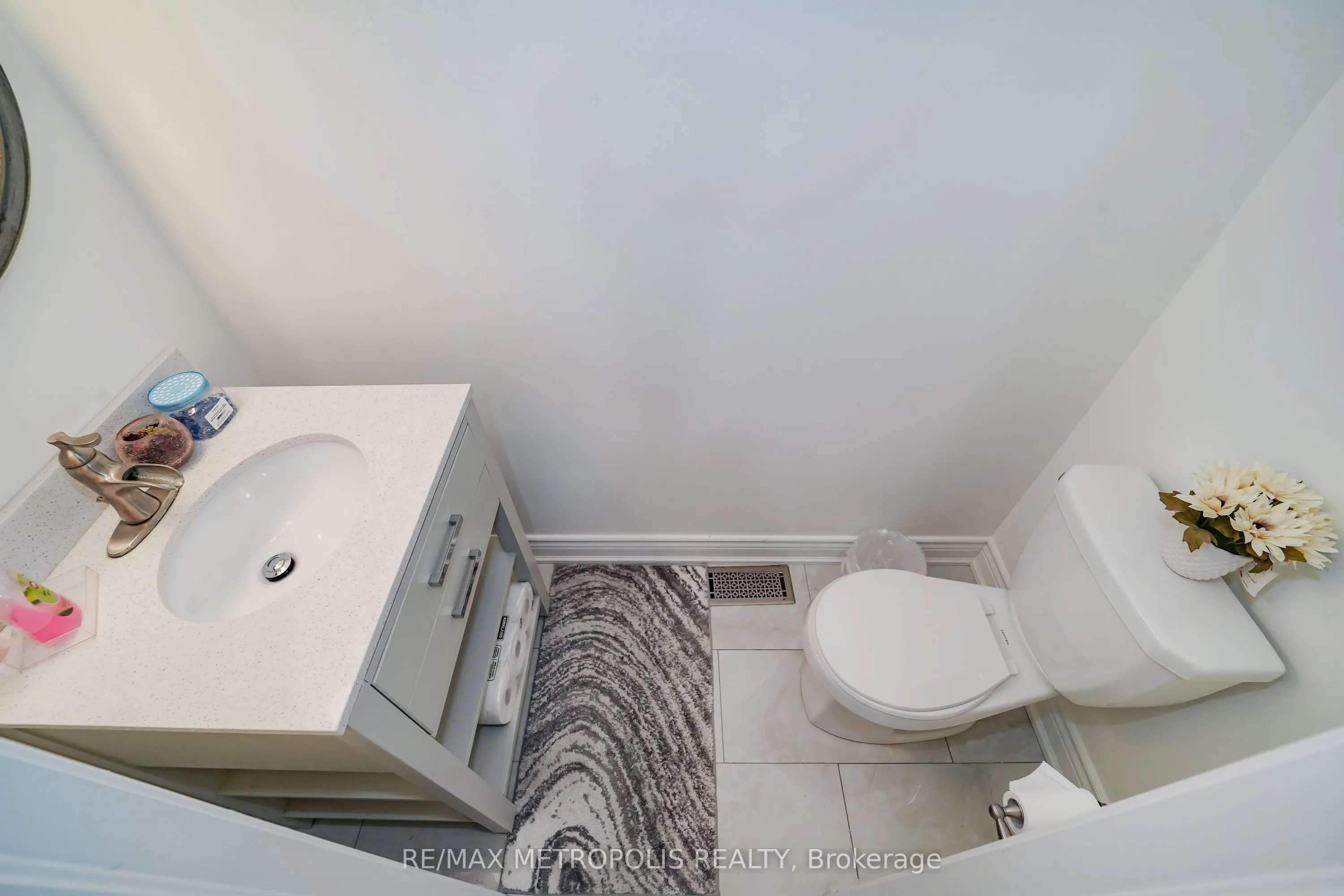 14 Richard Davies Crescent