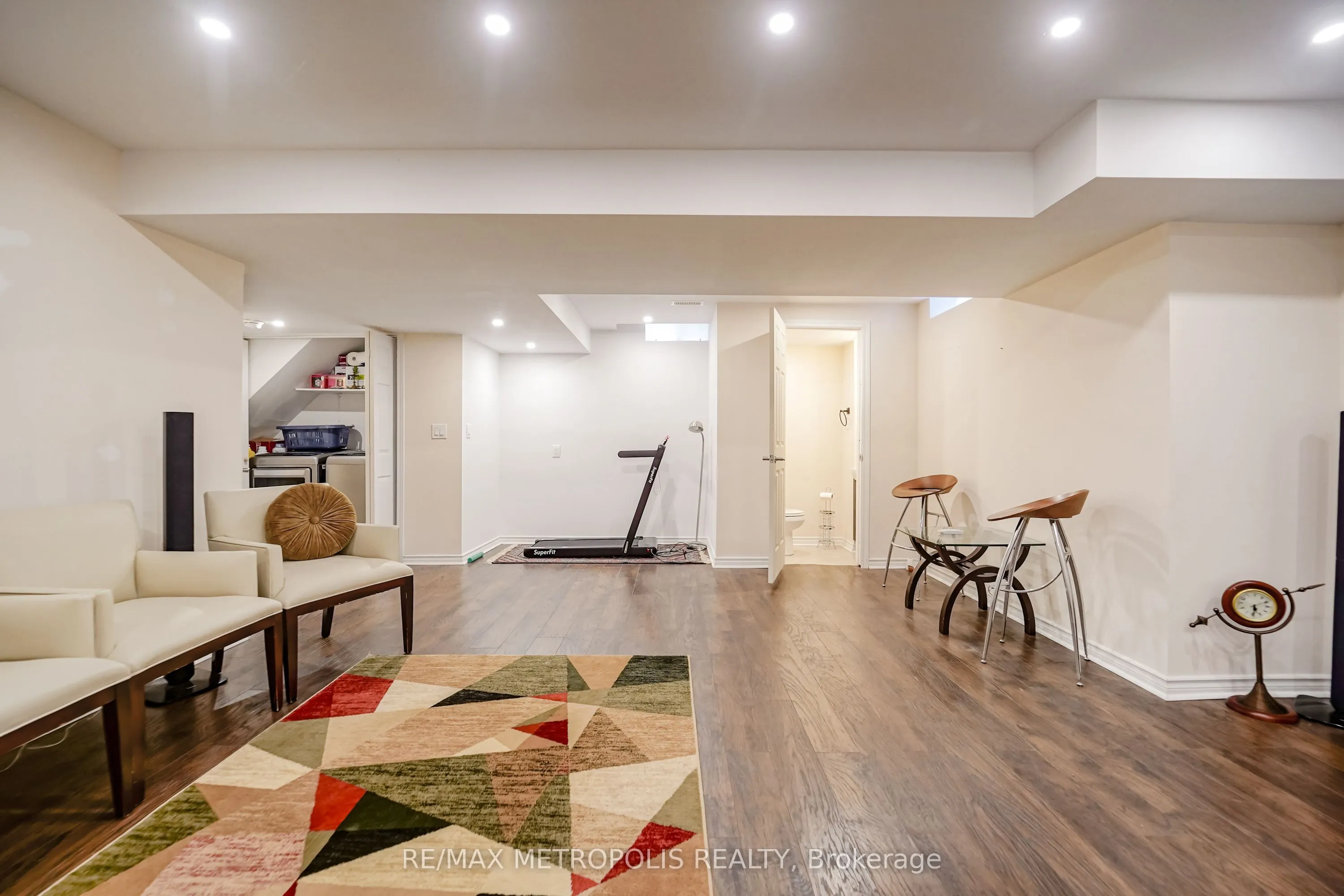 14 Richard Davies Crescent