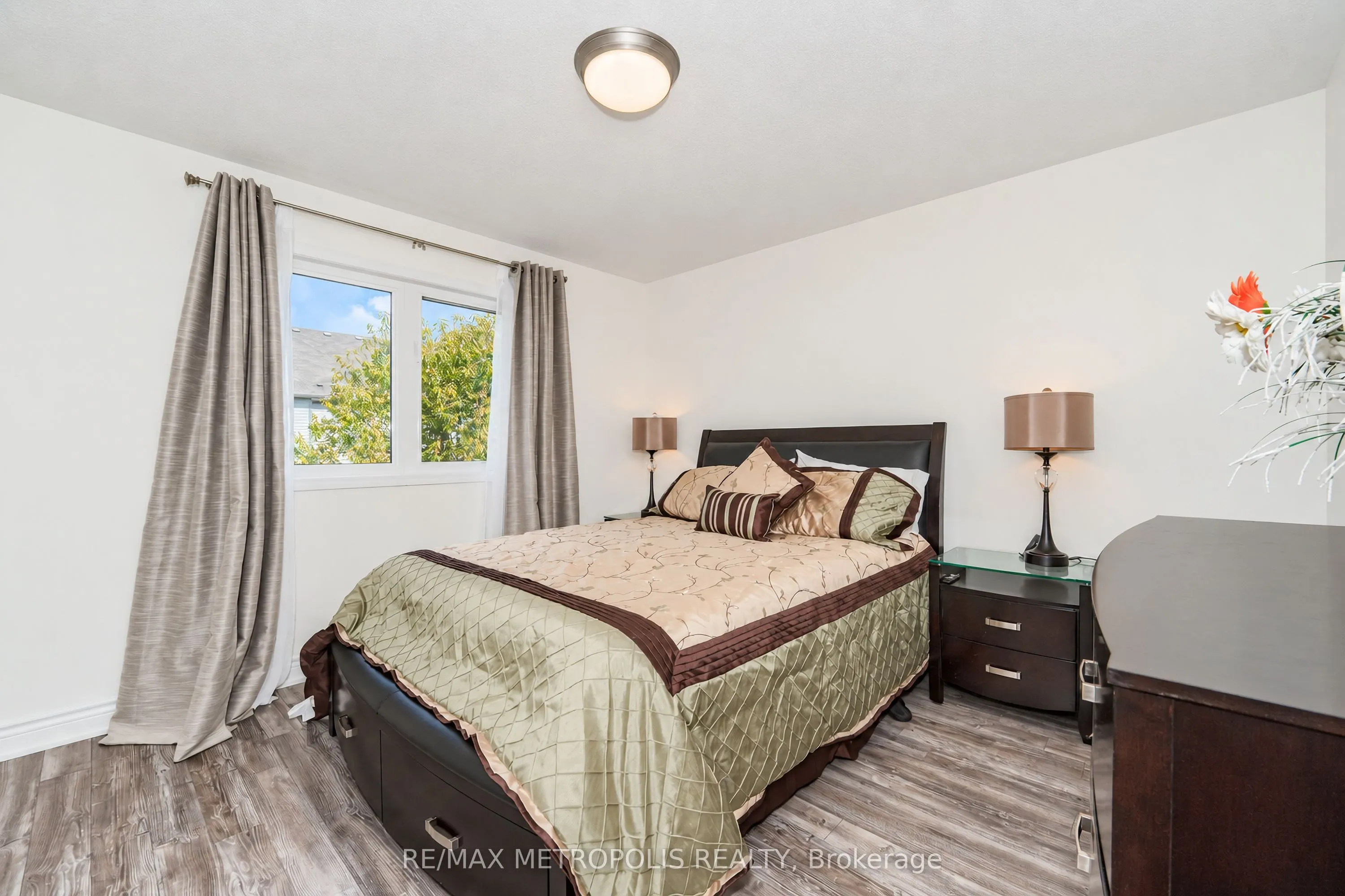 14 Richard Davies Crescent