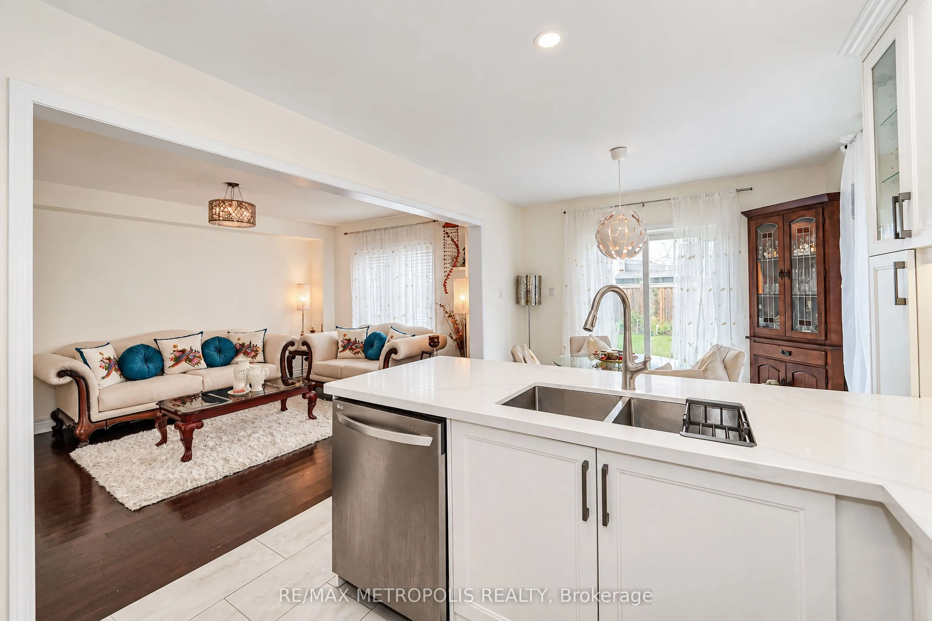 14 Richard Davies Crescent