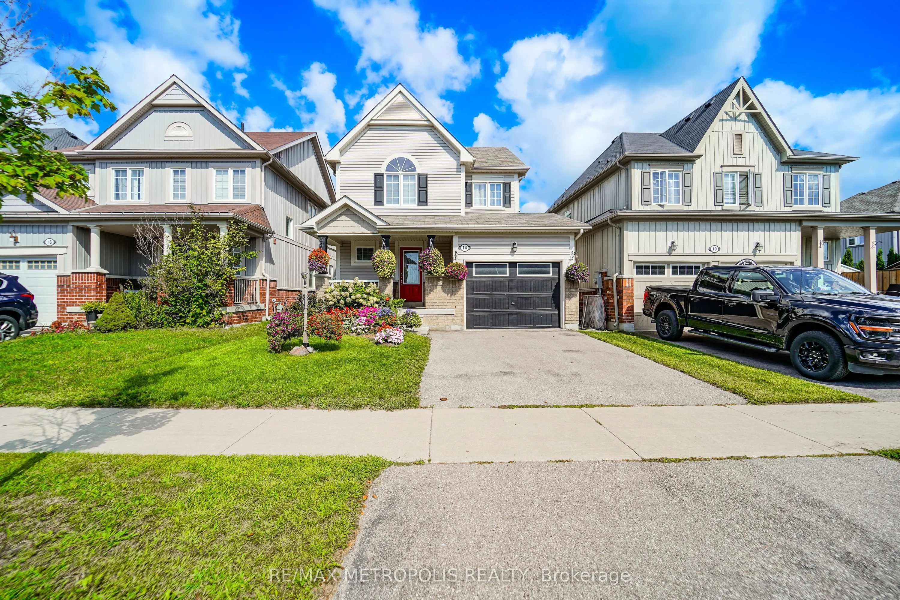 14 Richard Davies Crescent