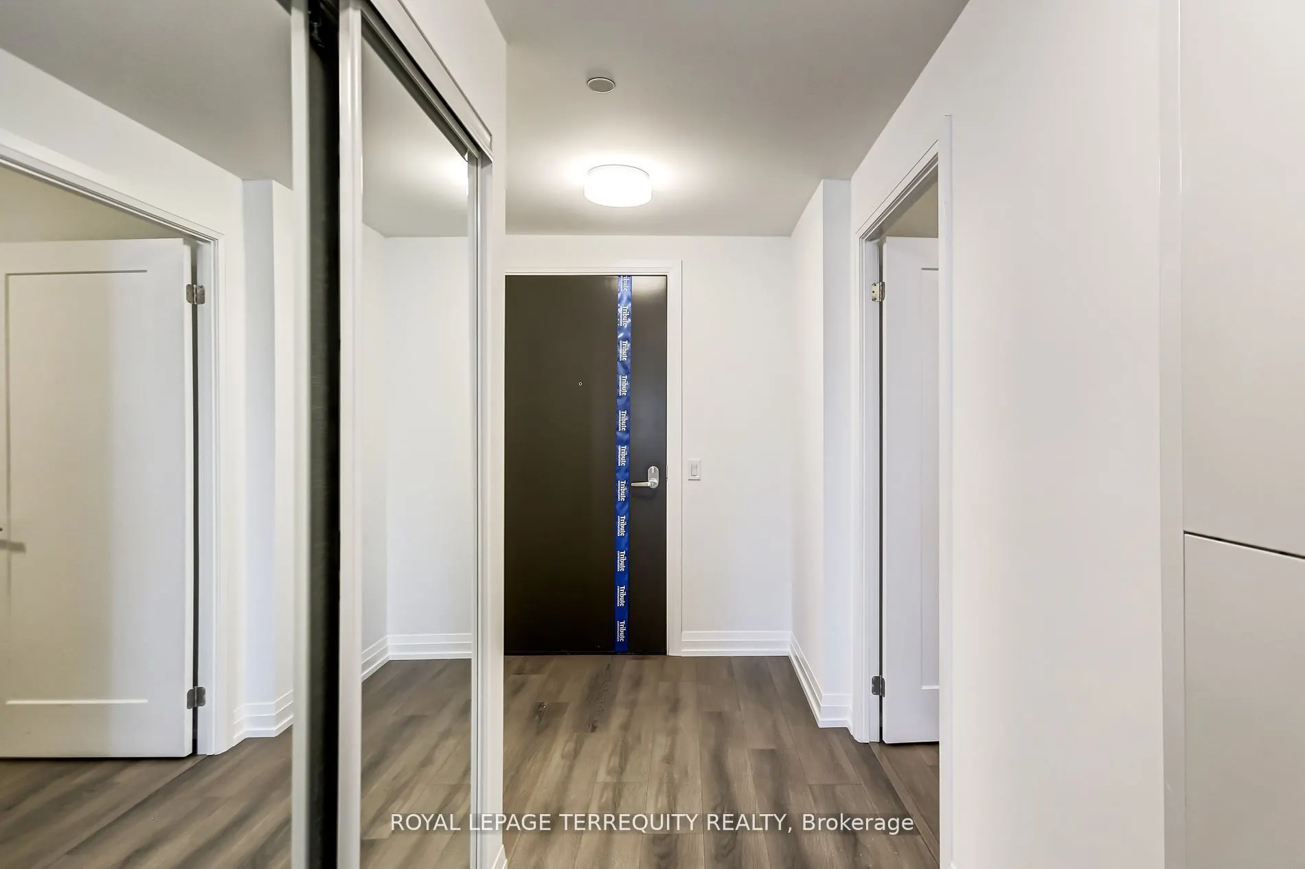 286 Main Street #1906