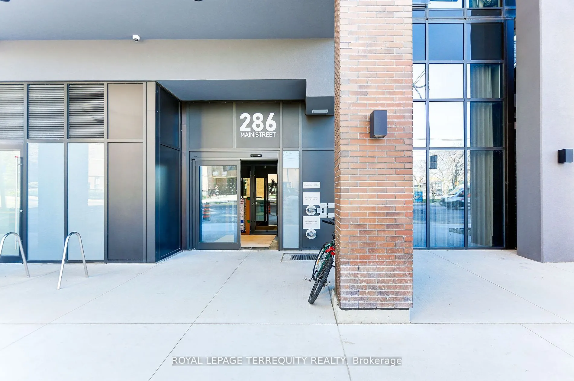 286 Main Street #1906