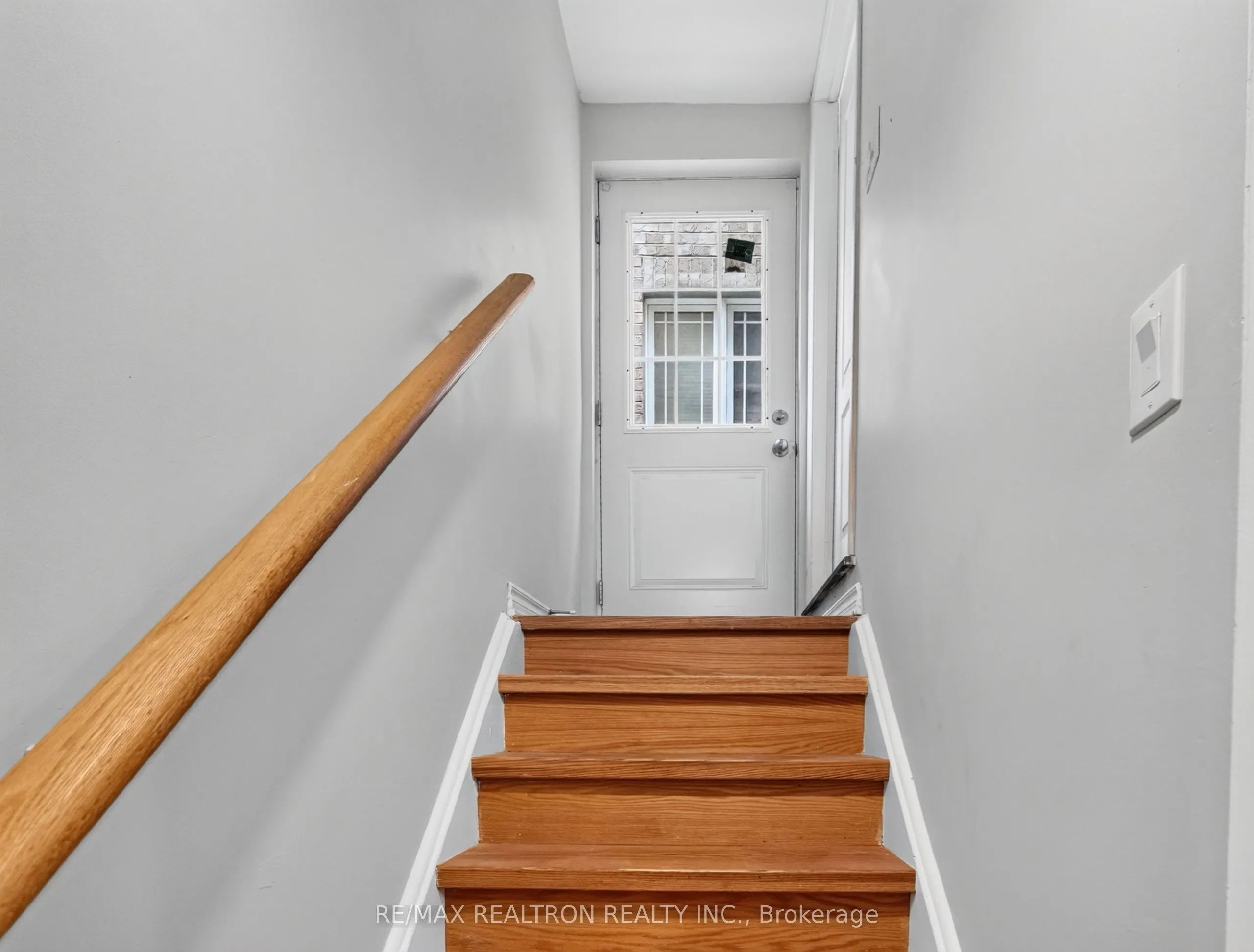 32 Whitlock Crescent #Basement