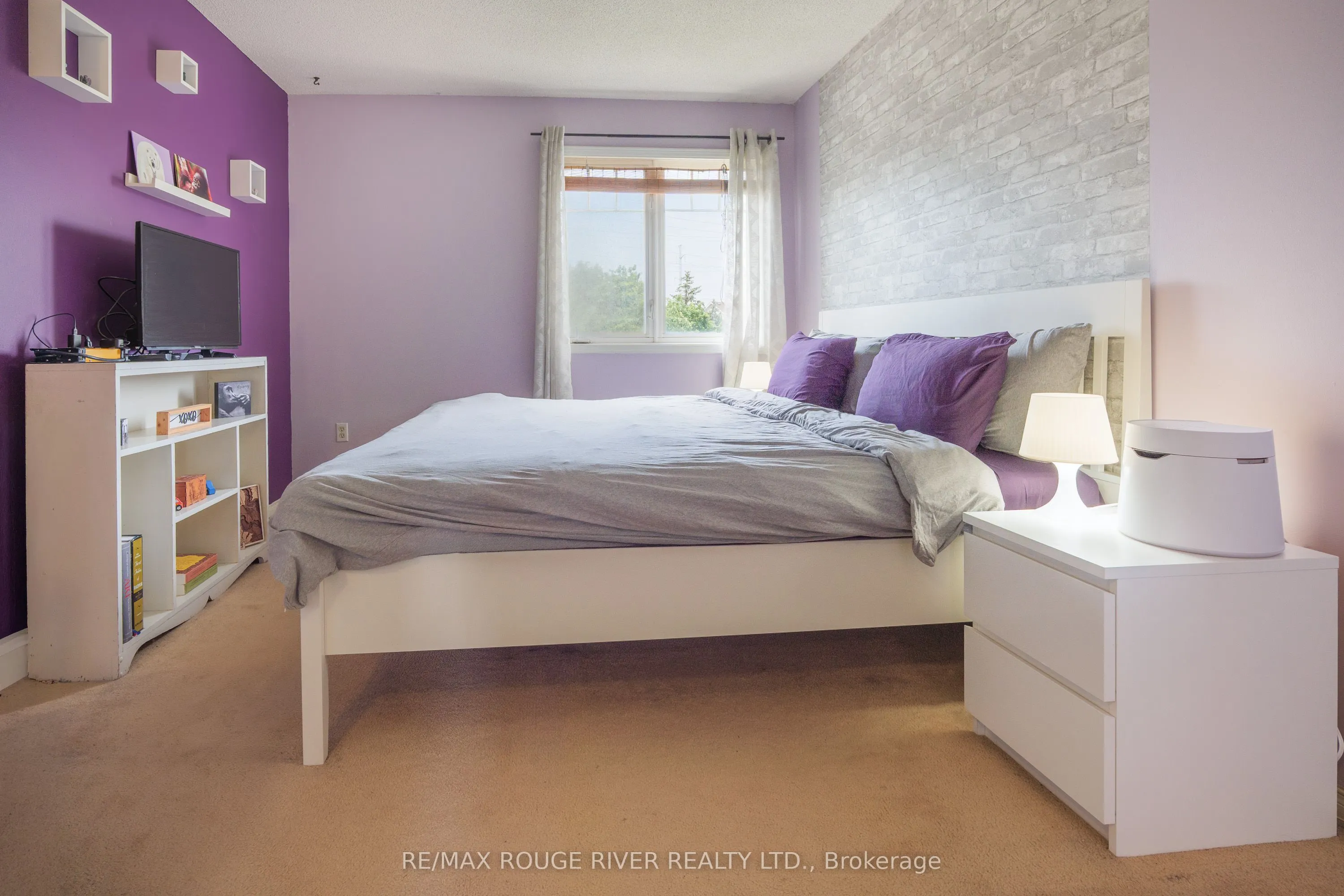 23 Hedge End Road #91
