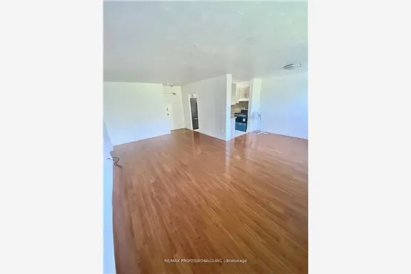 2245 Eglinton Avenue E #310