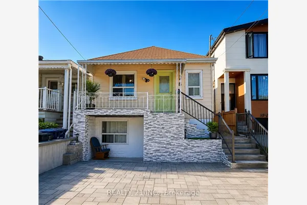 8 Mack Avenue