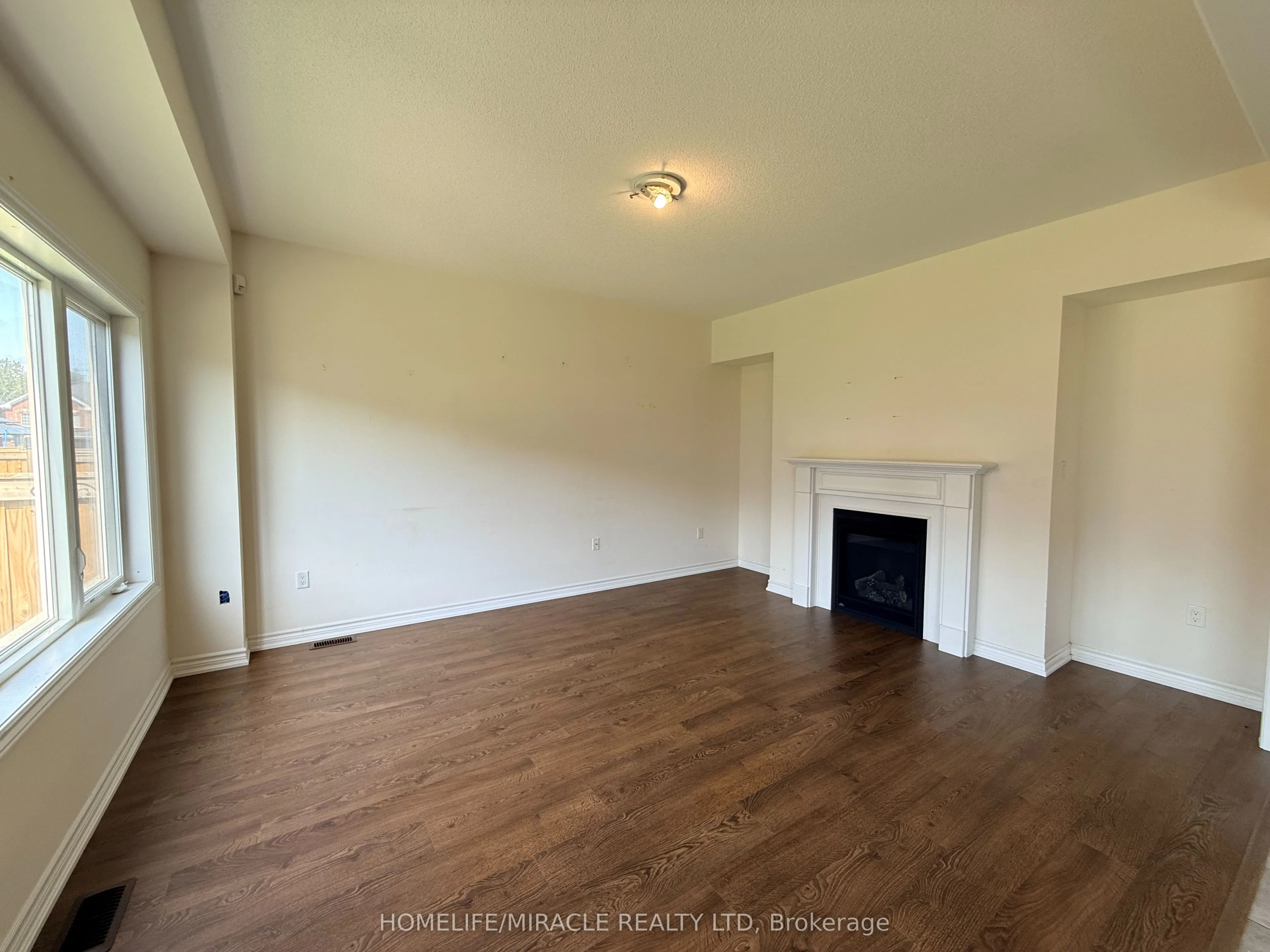 42 Arthur Mclaughlin Street