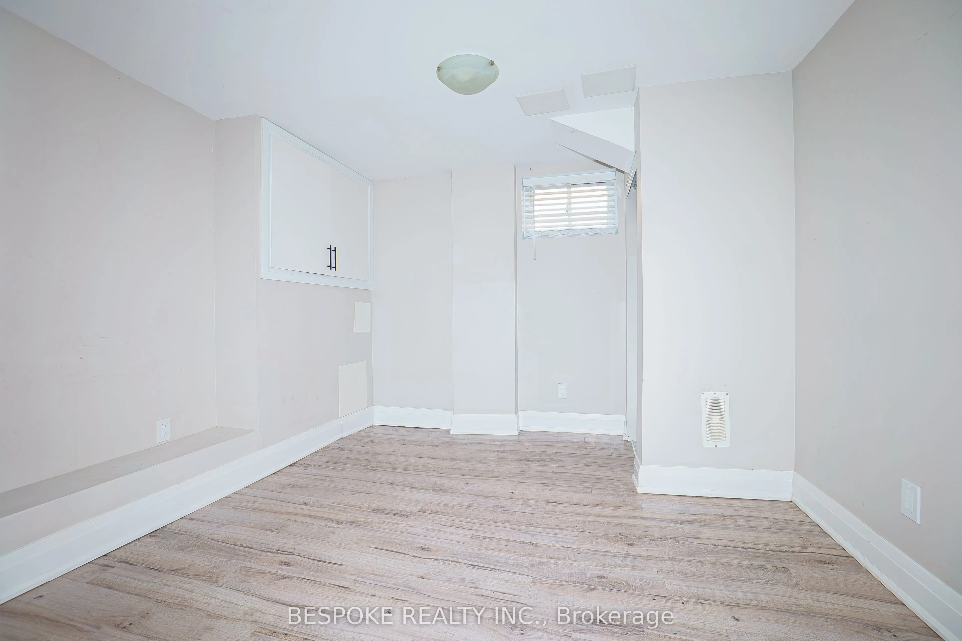 423 Miller Avenue #Bsmt