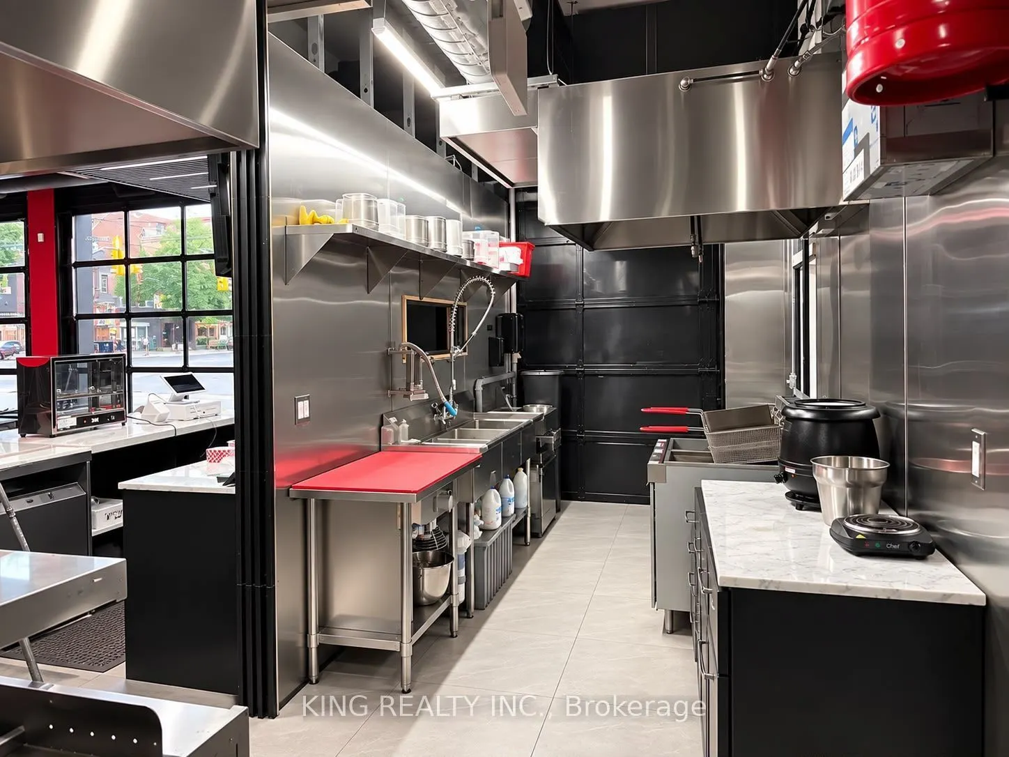 1001 Queen Street E