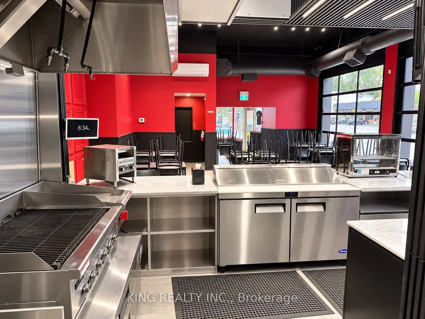 1001 Queen Street E