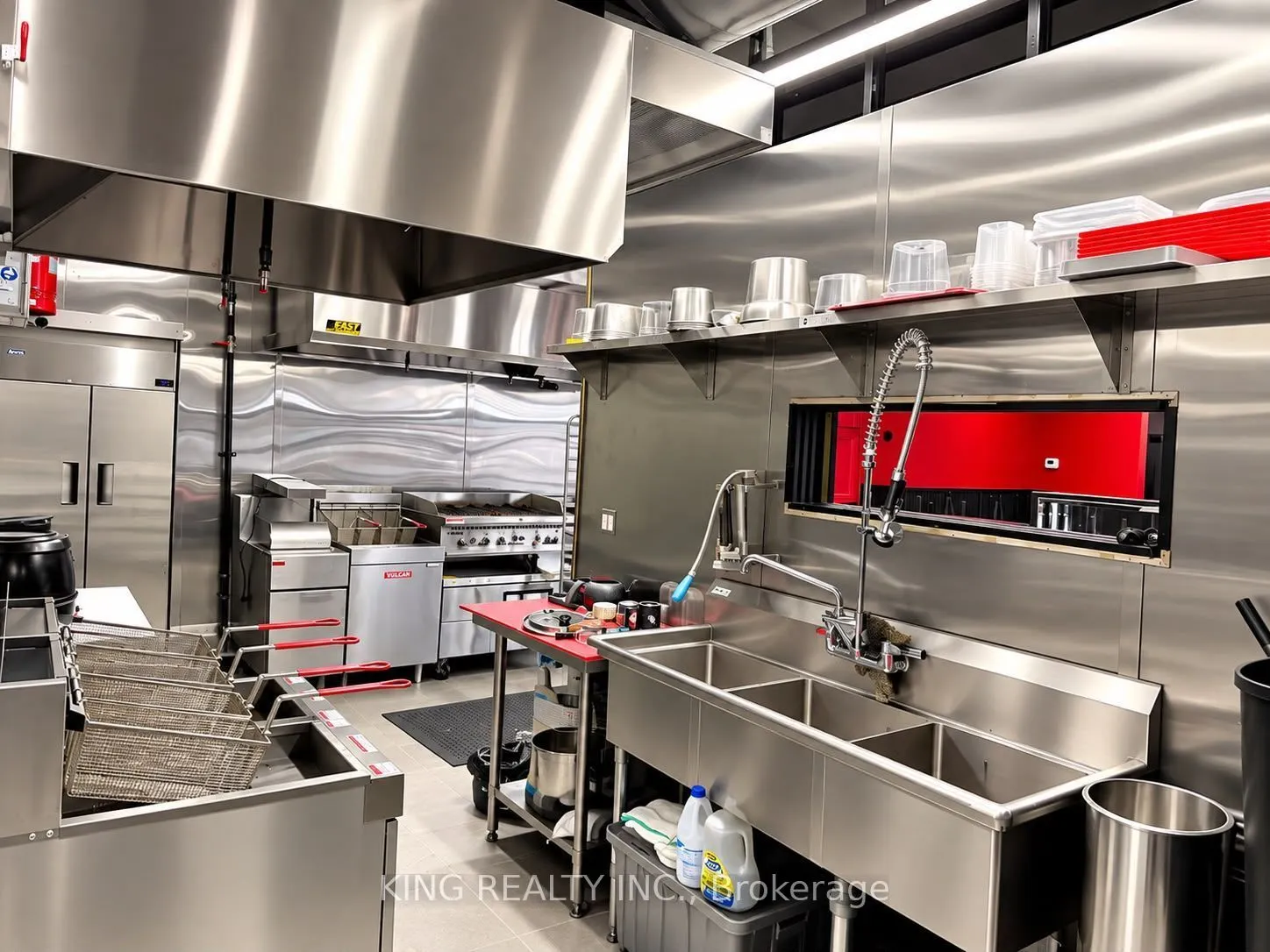 1001 Queen Street E