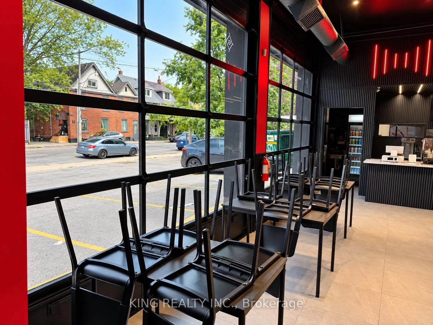 1001 Queen Street E
