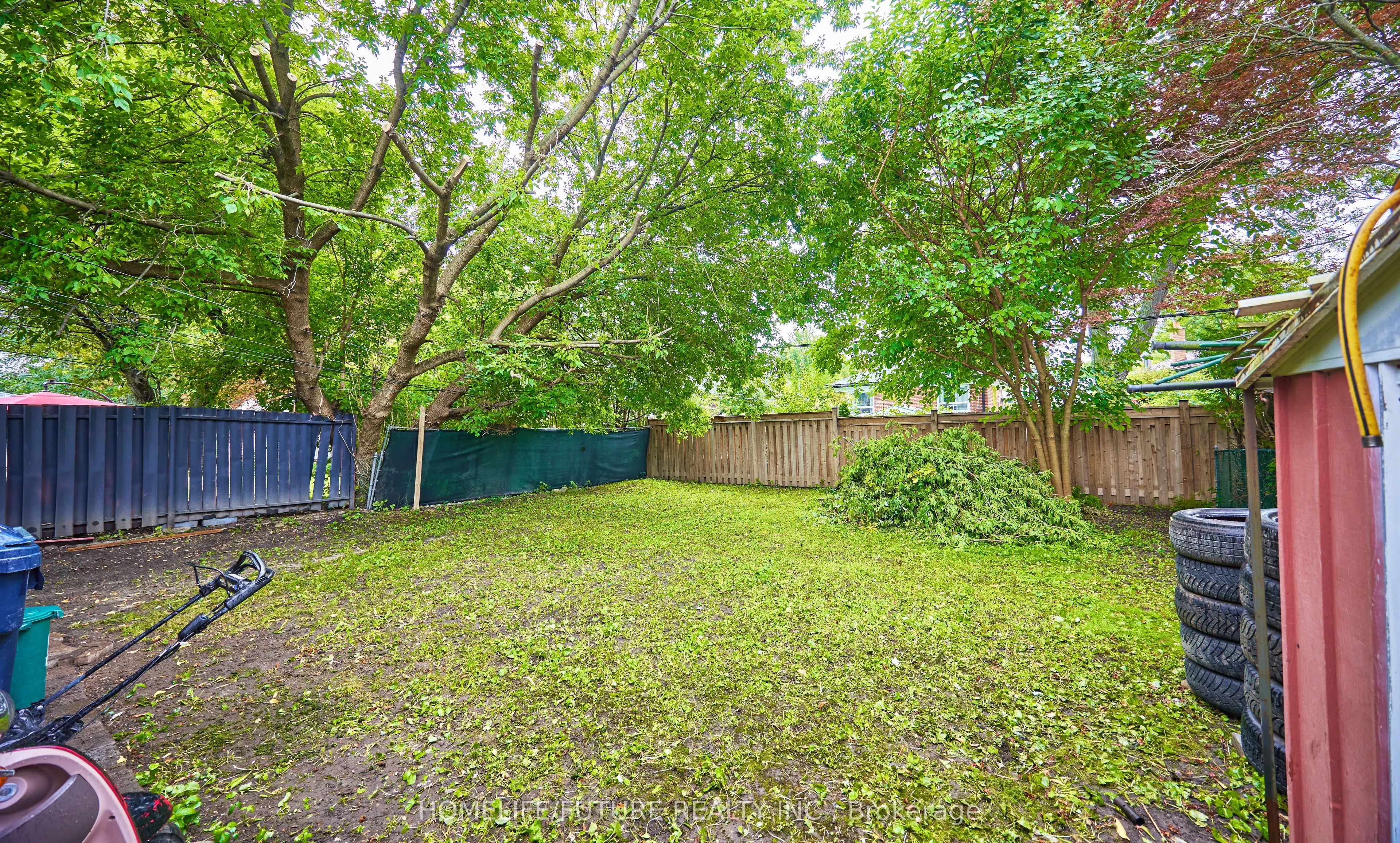 65 Blakemanor Boulevard