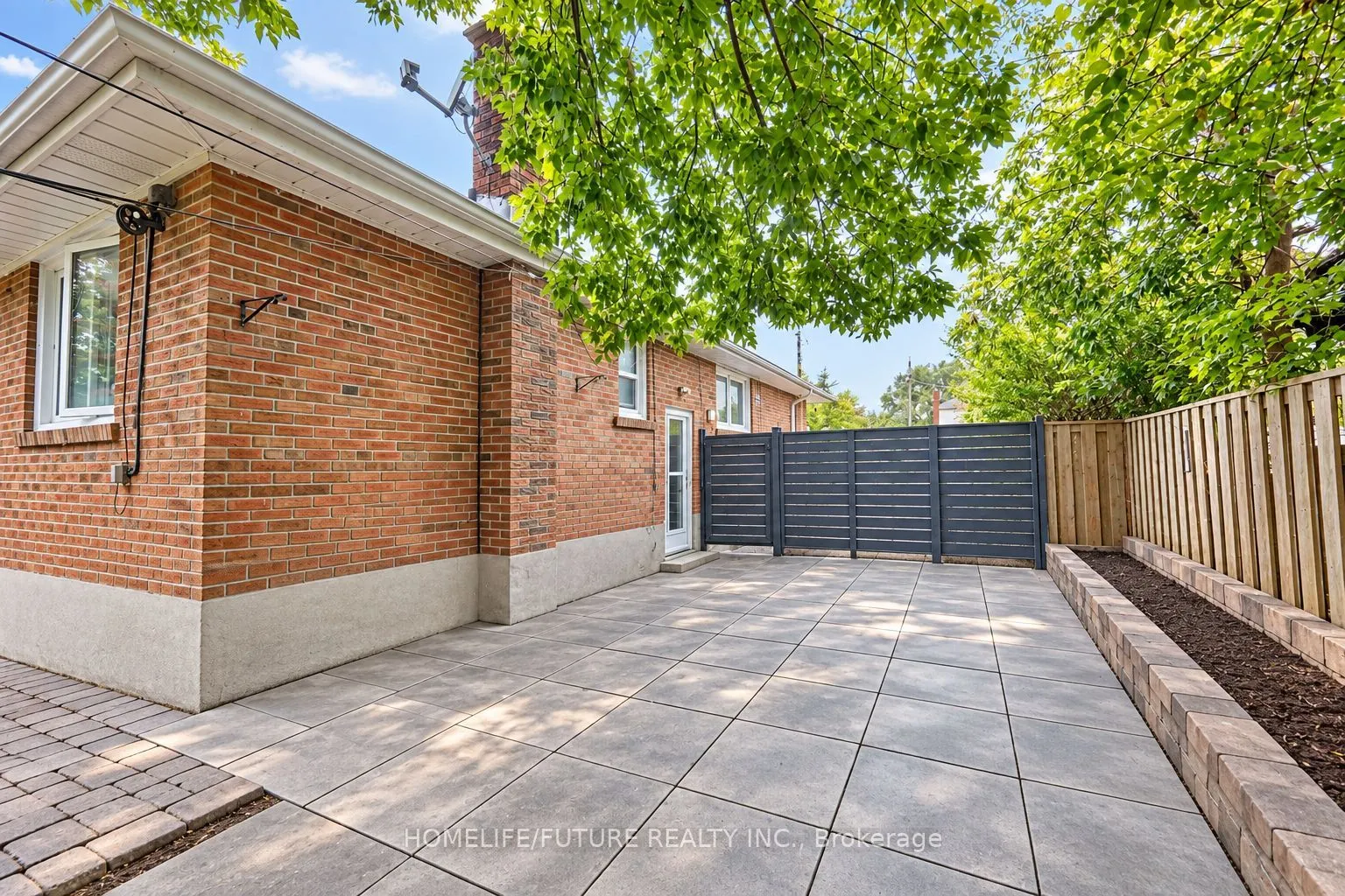 65 Blakemanor Boulevard