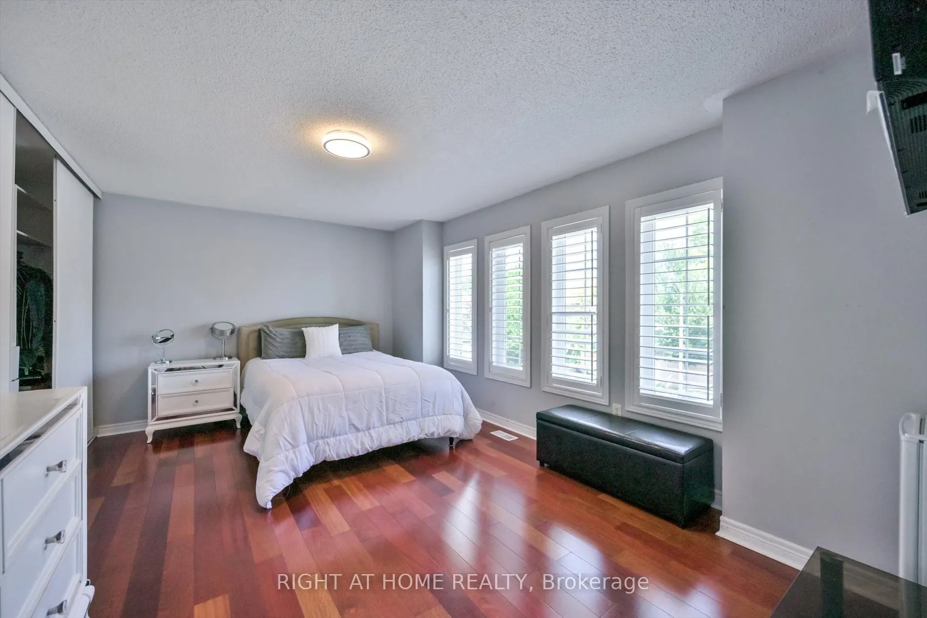 57 Hopkinson Crescent