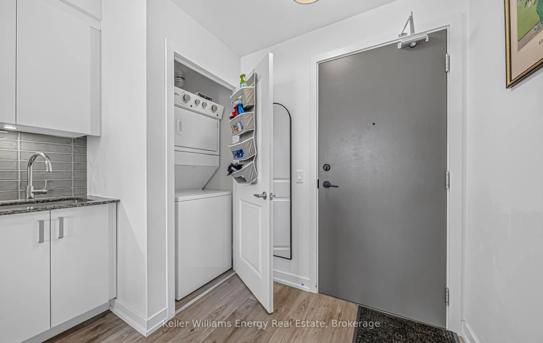 1010 Dundas Street E #301