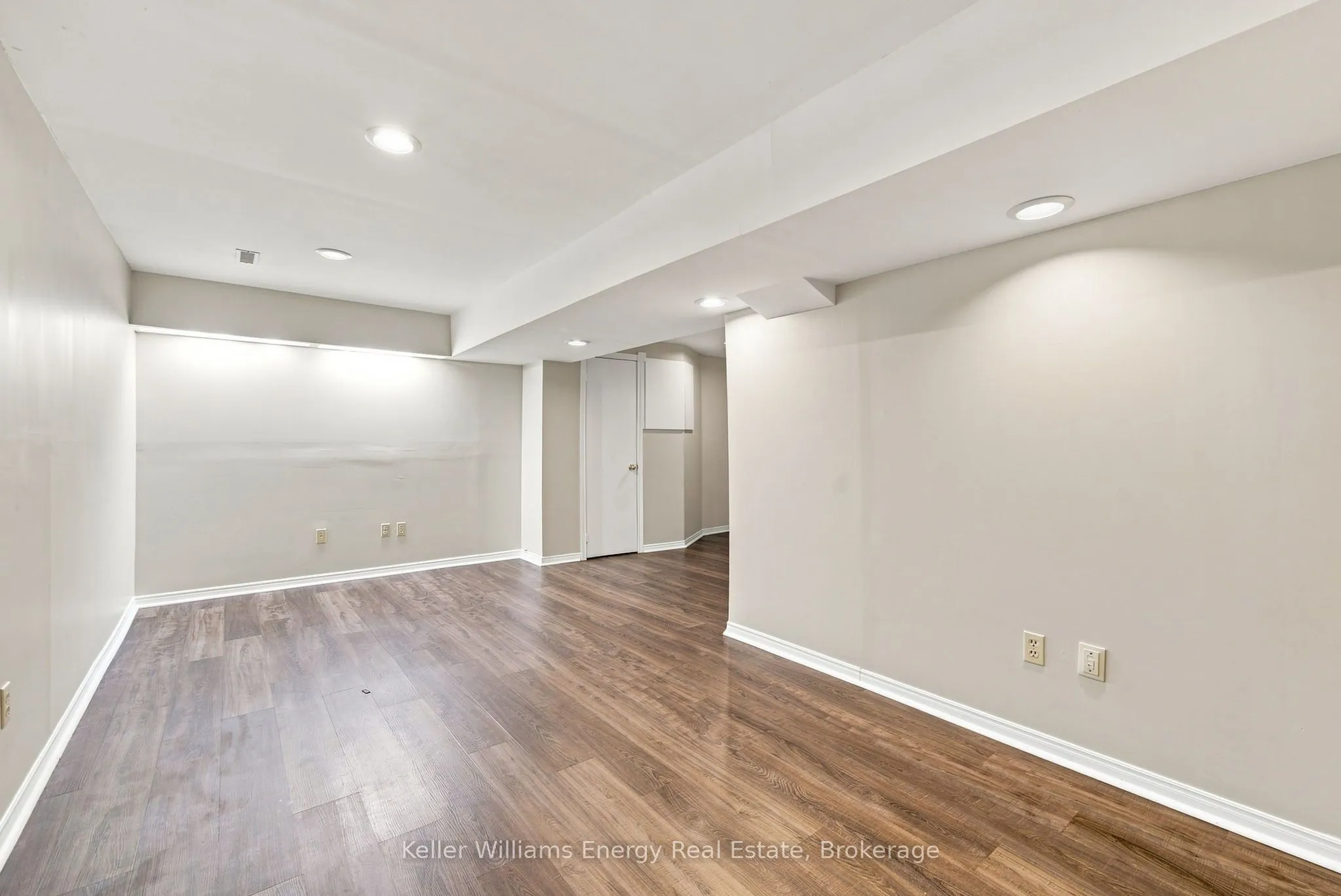 61 Fernbank Place