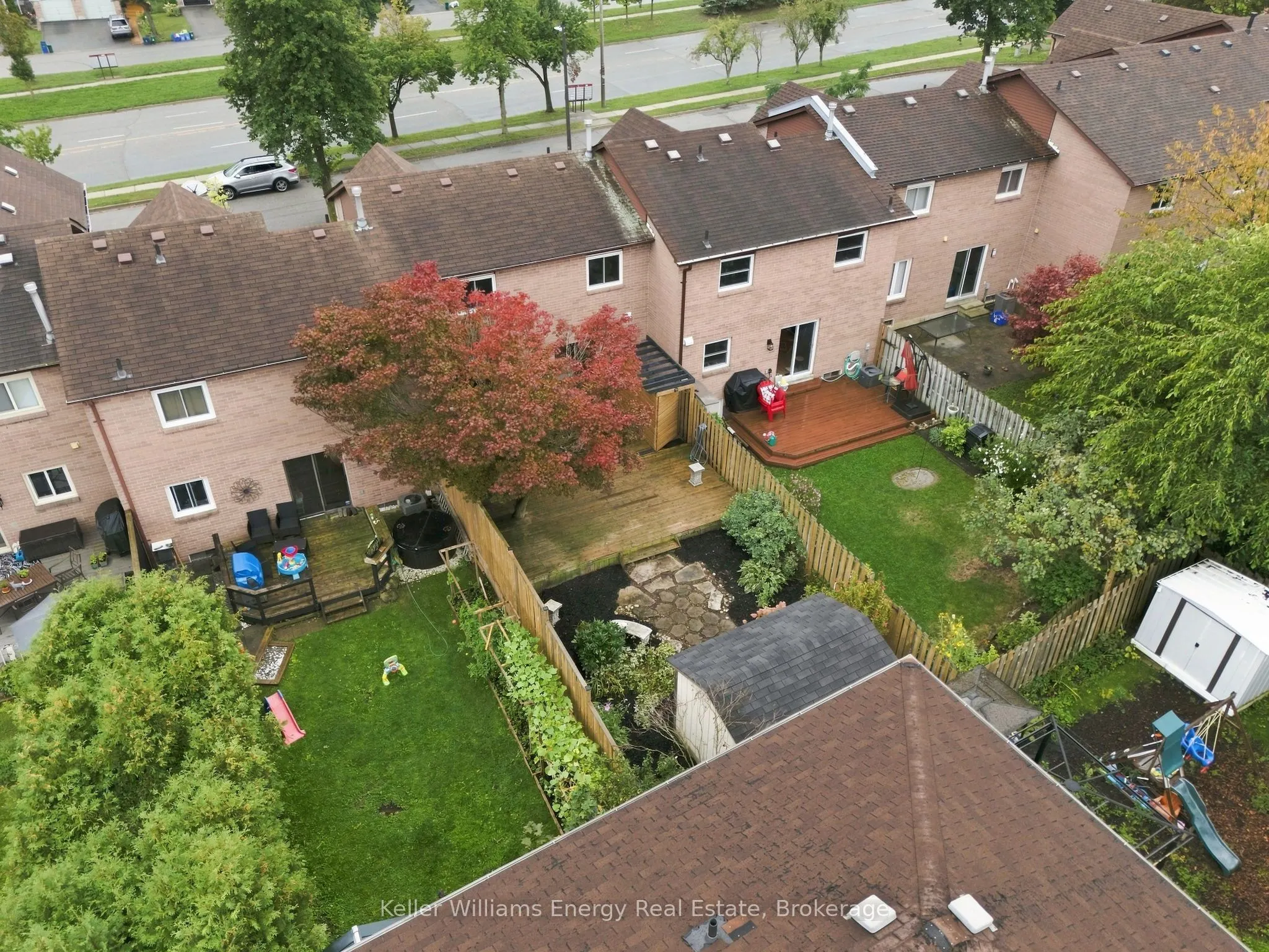 61 Fernbank Place