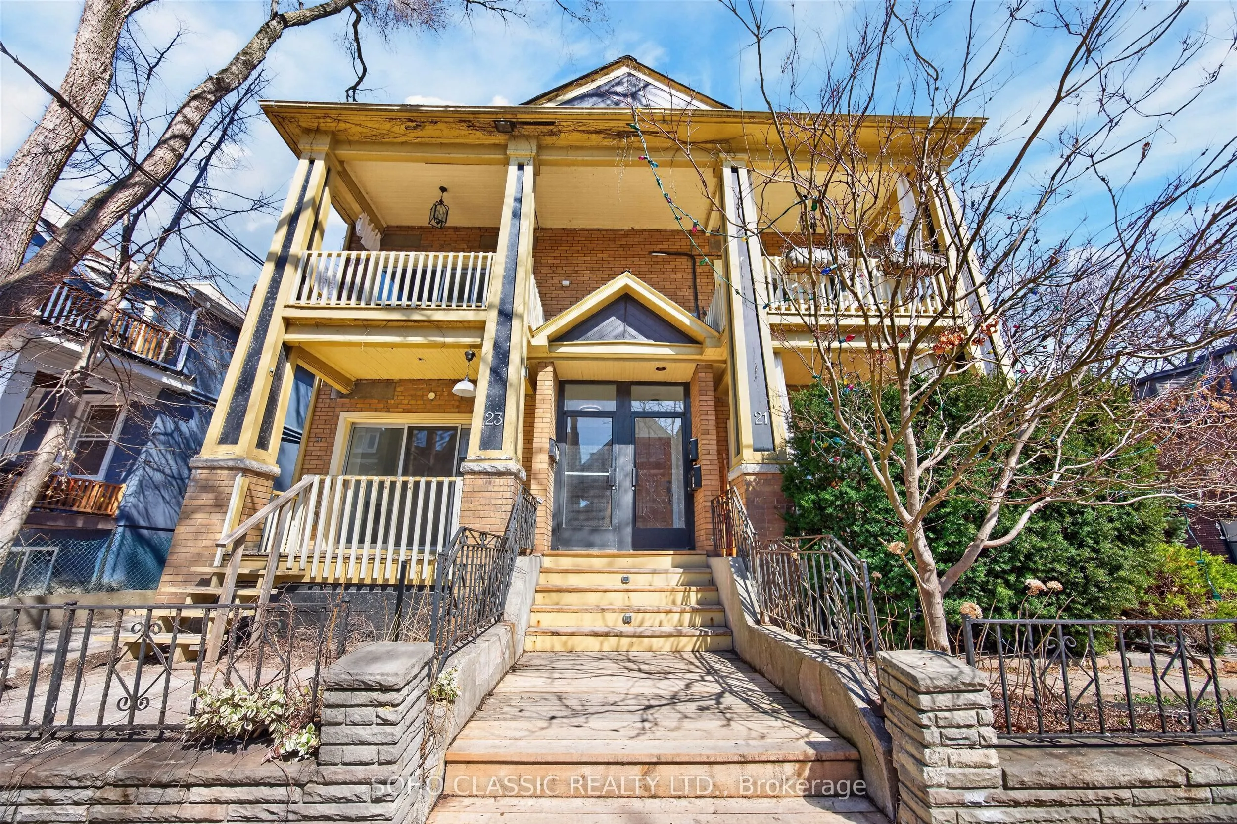 23 Fernwood Park Avenue