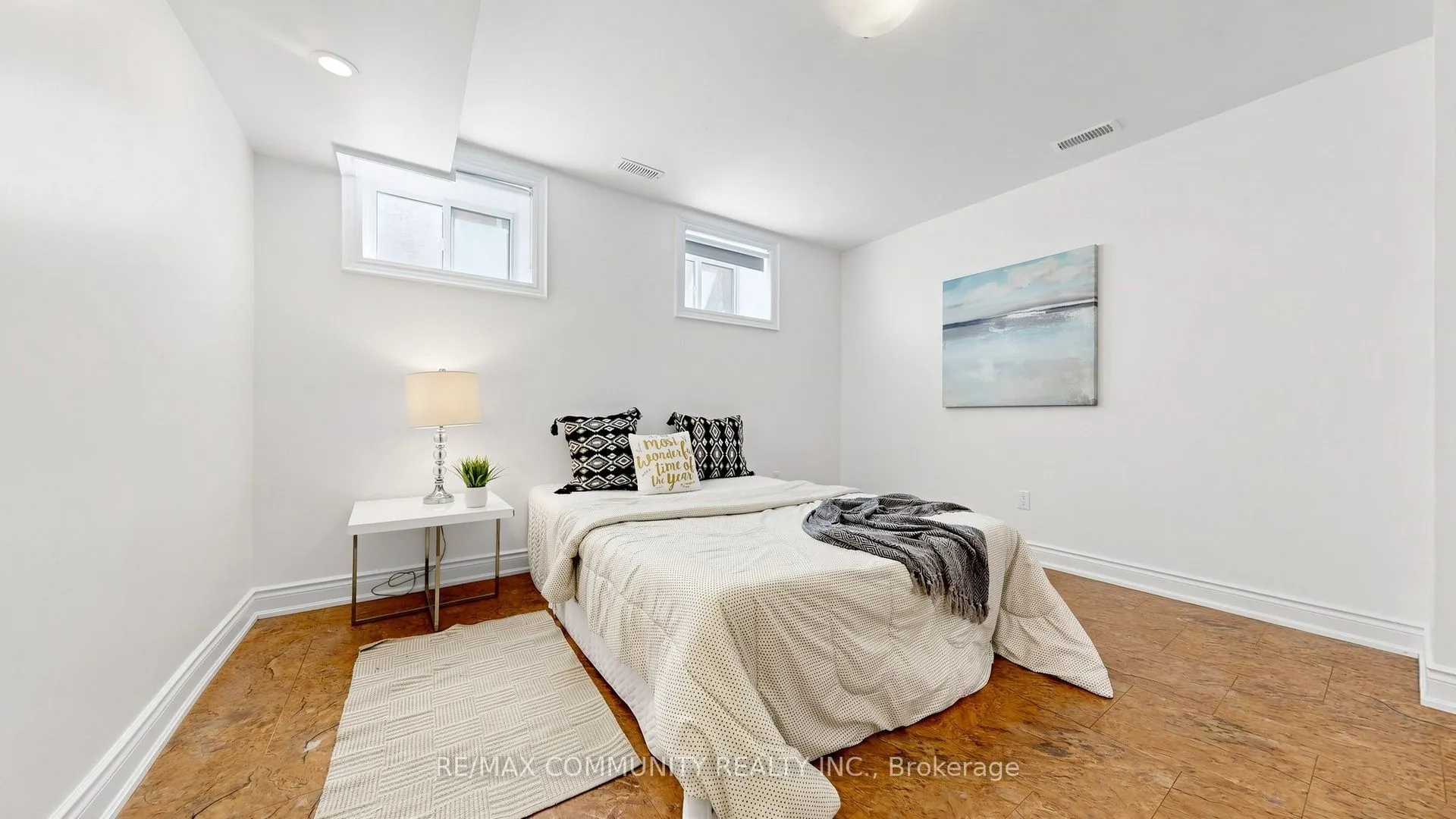 118 Harewood Avenue
