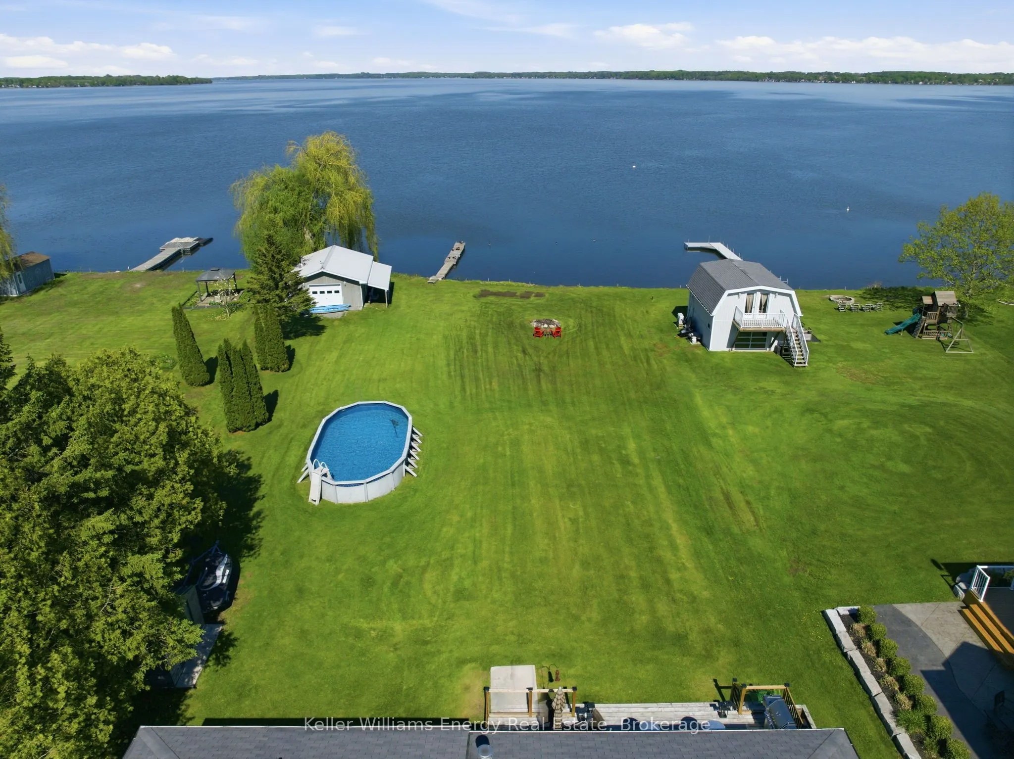 67 Edgewood Crescent