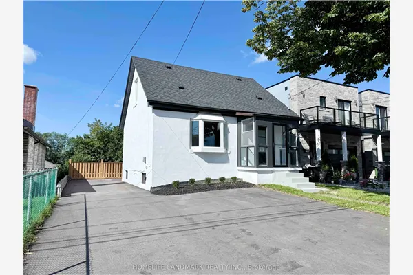 572 Pharmacy Avenue