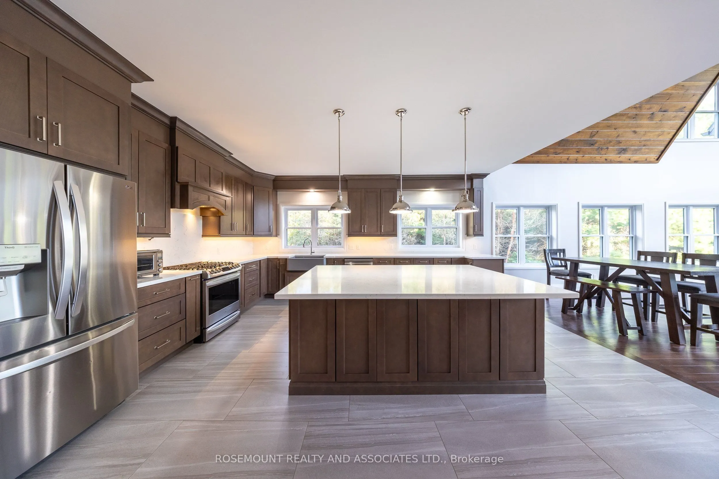 3831 Reid Road