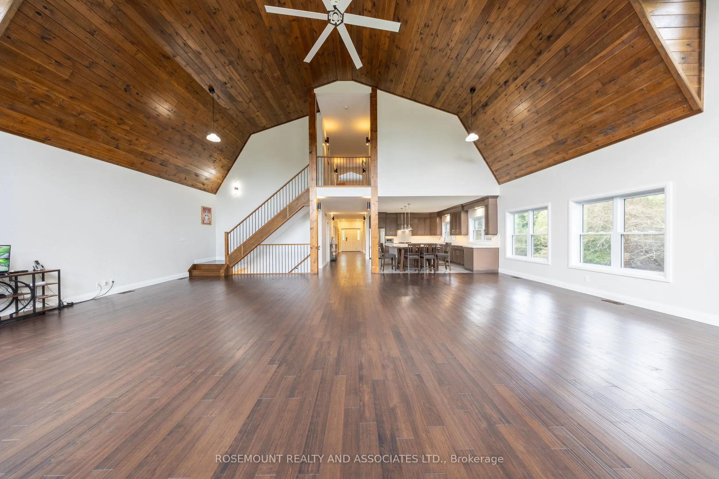 3831 Reid Road