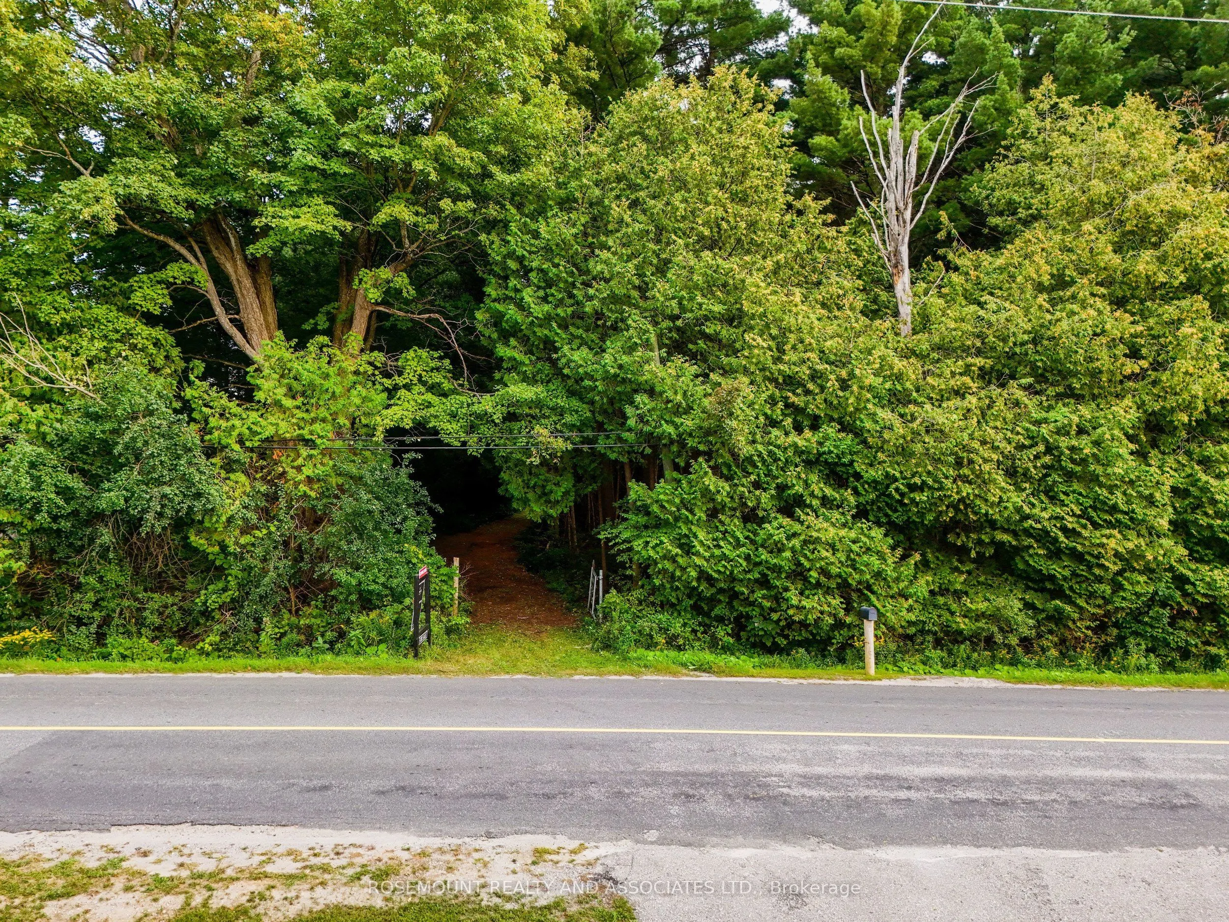 3831 Reid Road