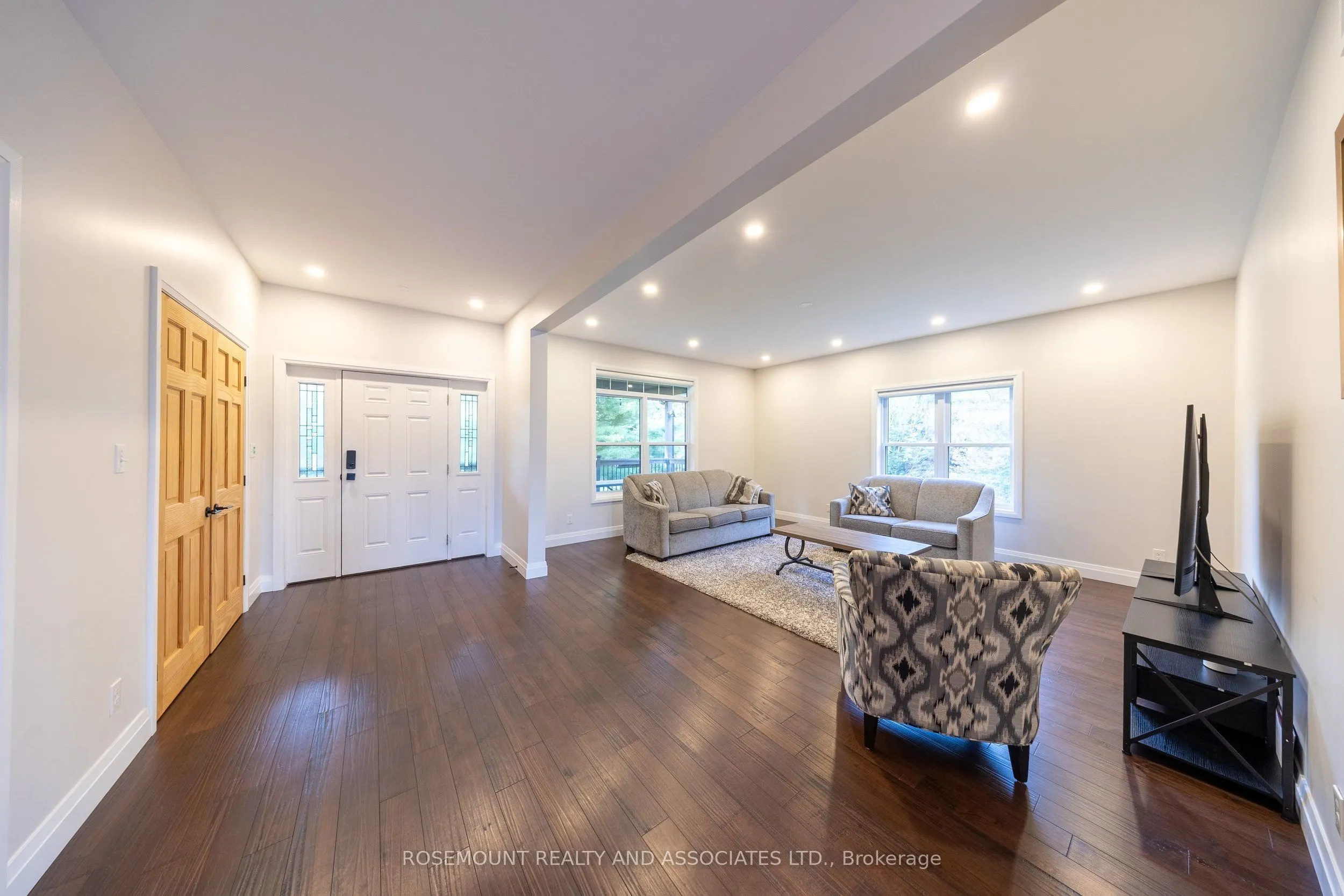 3831 Reid Road