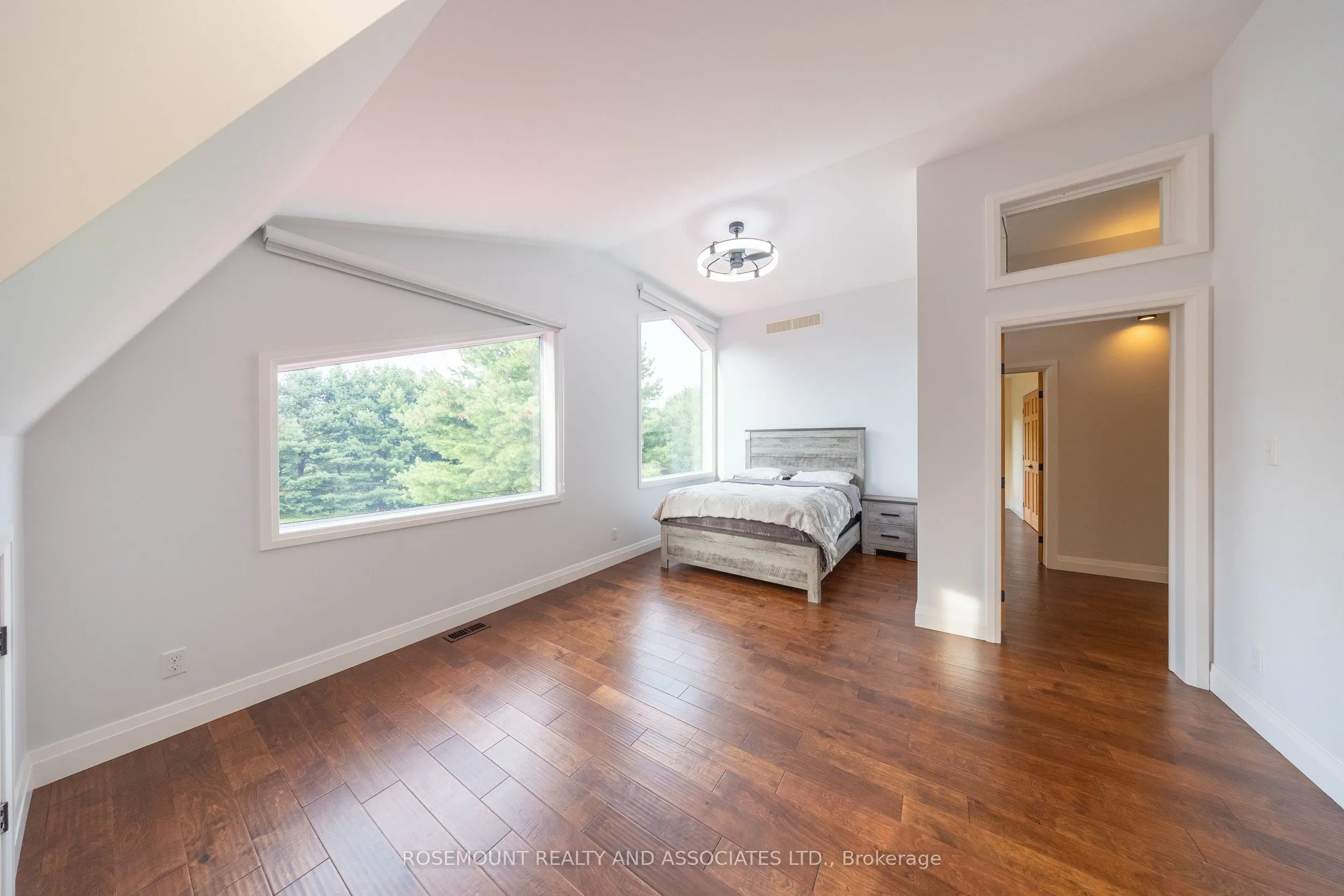 3831 Reid Road