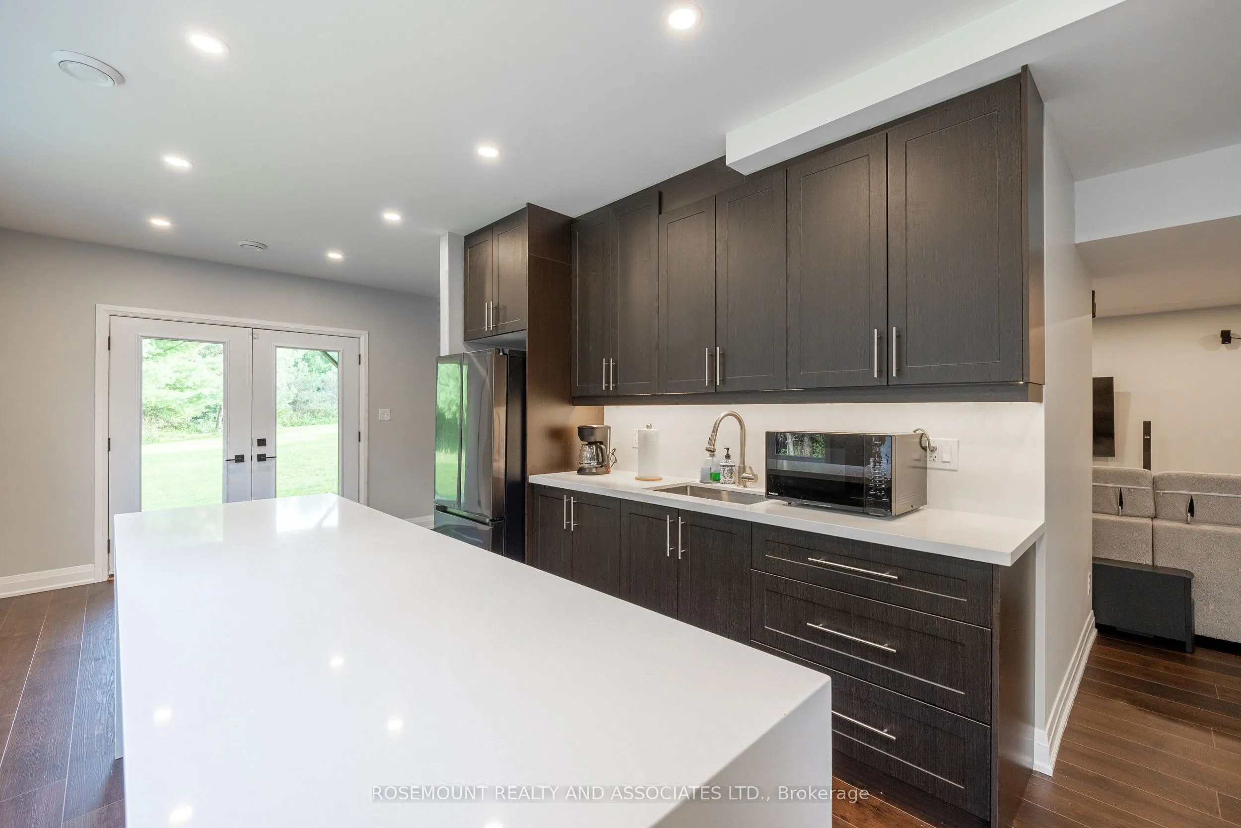 3831 Reid Road