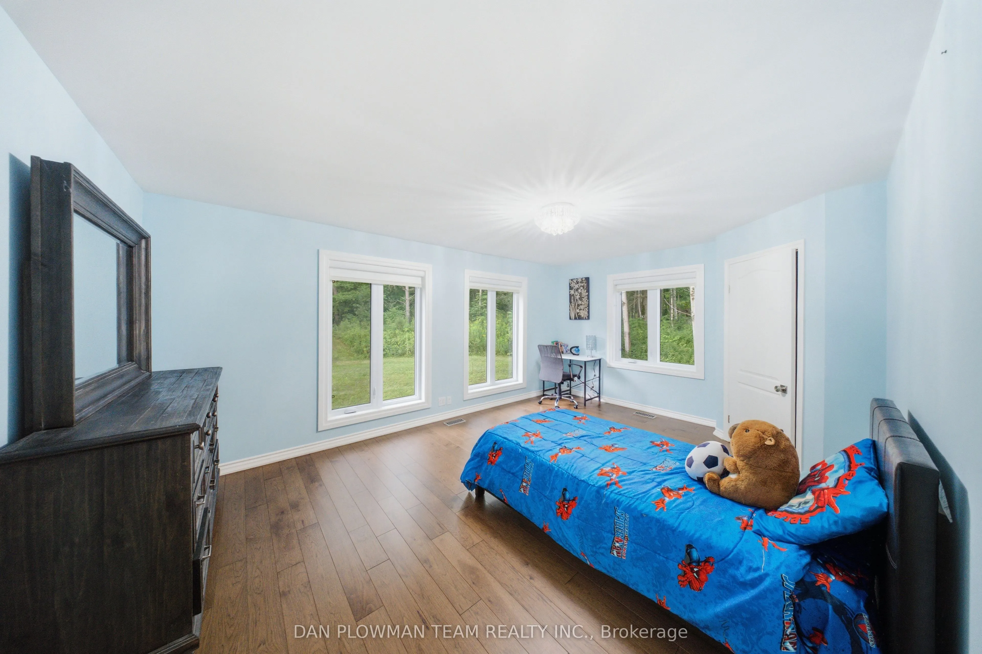 64 Woodbridge Circle
