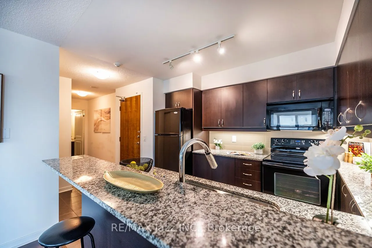 1235 Bayly Street #212