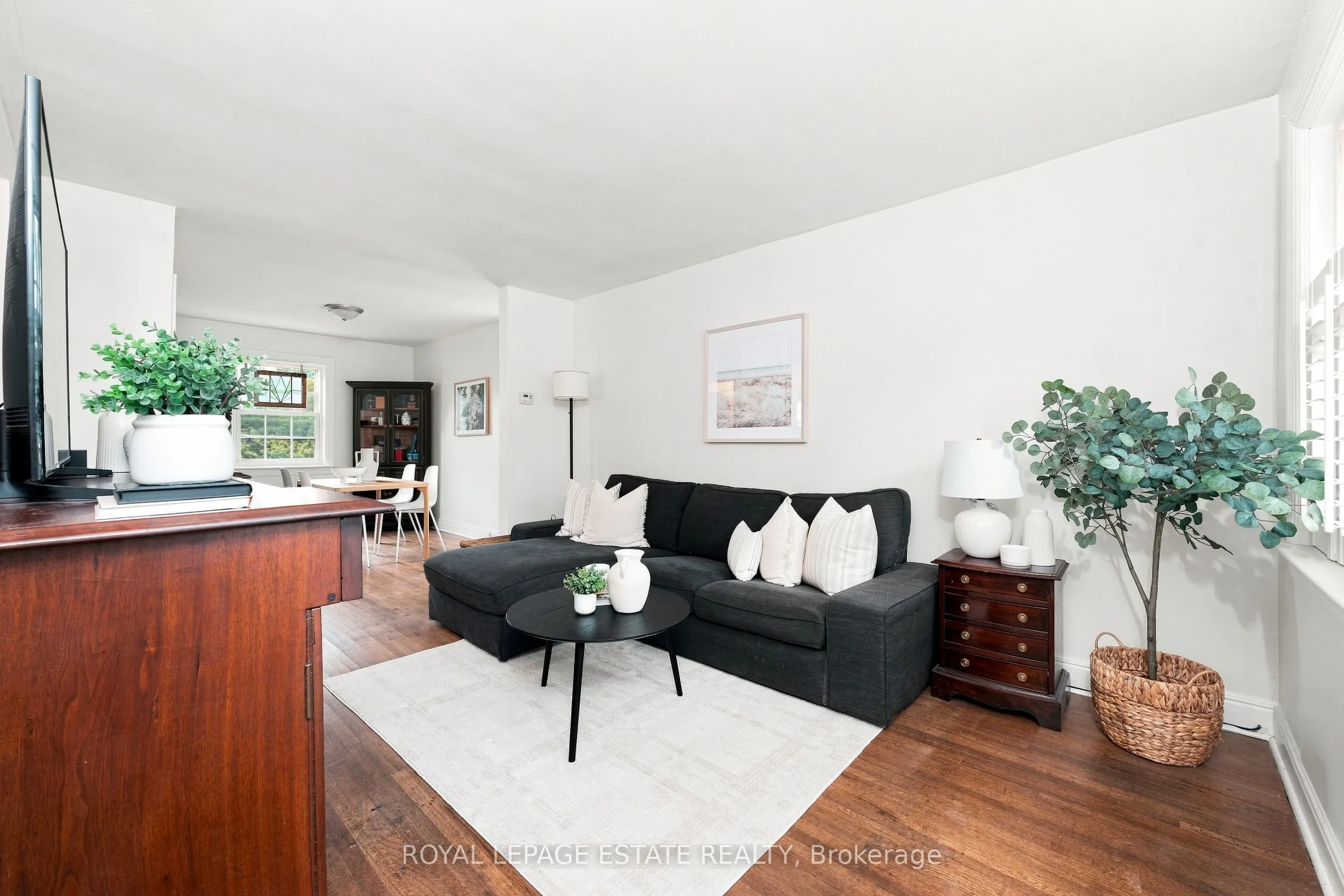 72 Manderley Drive