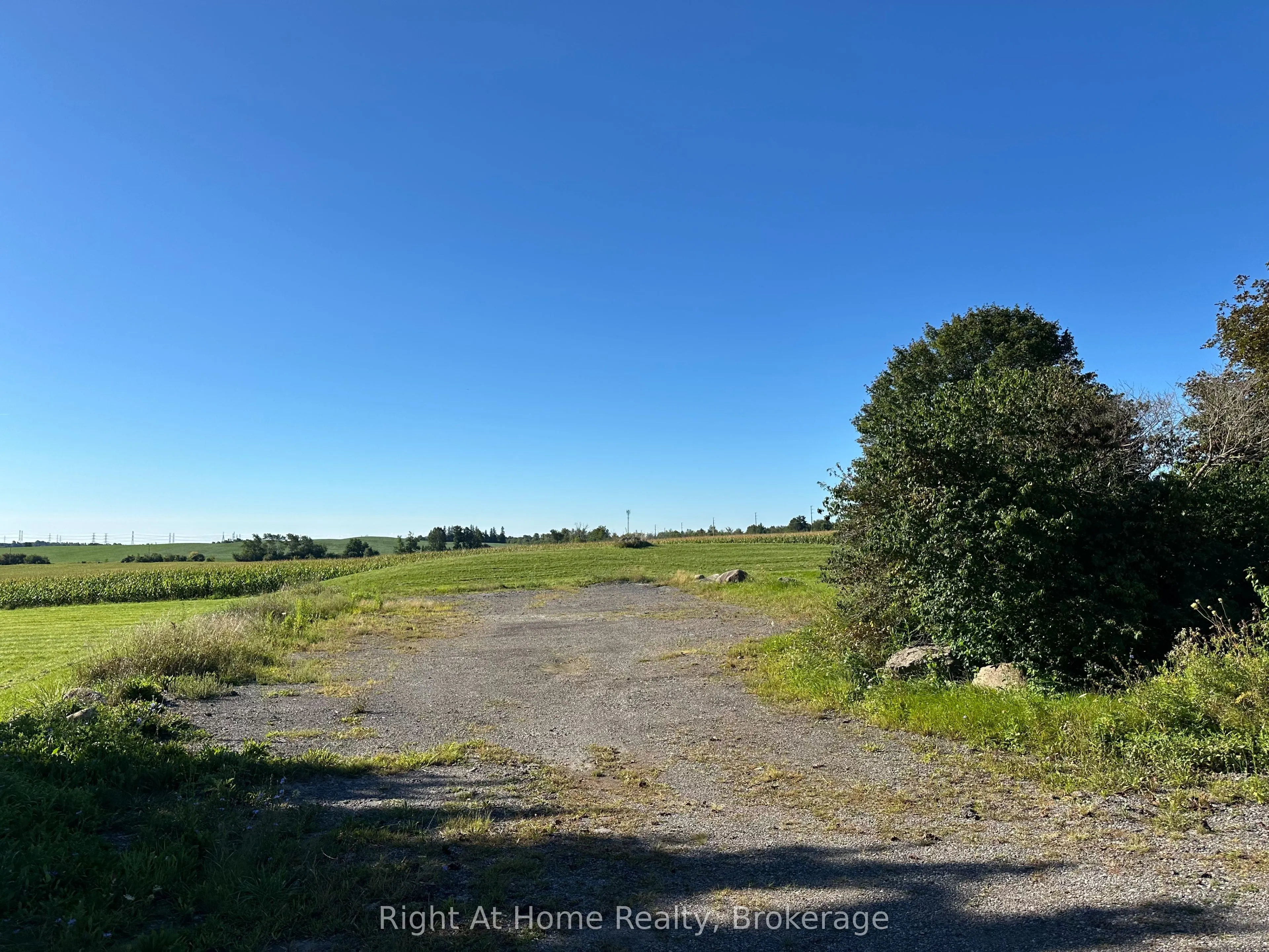 2885 Altona Road #Yard