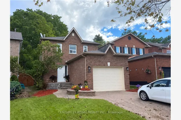 67 Fulton Crescent