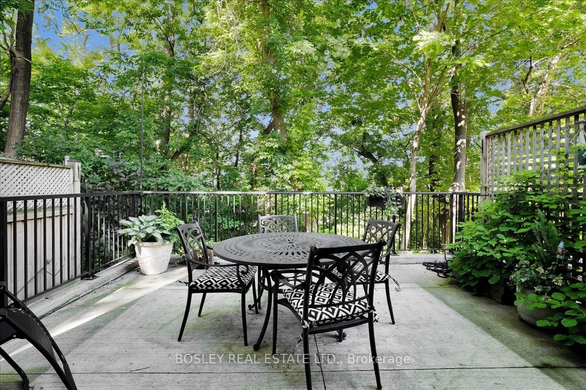 18 Doncrest Road #11