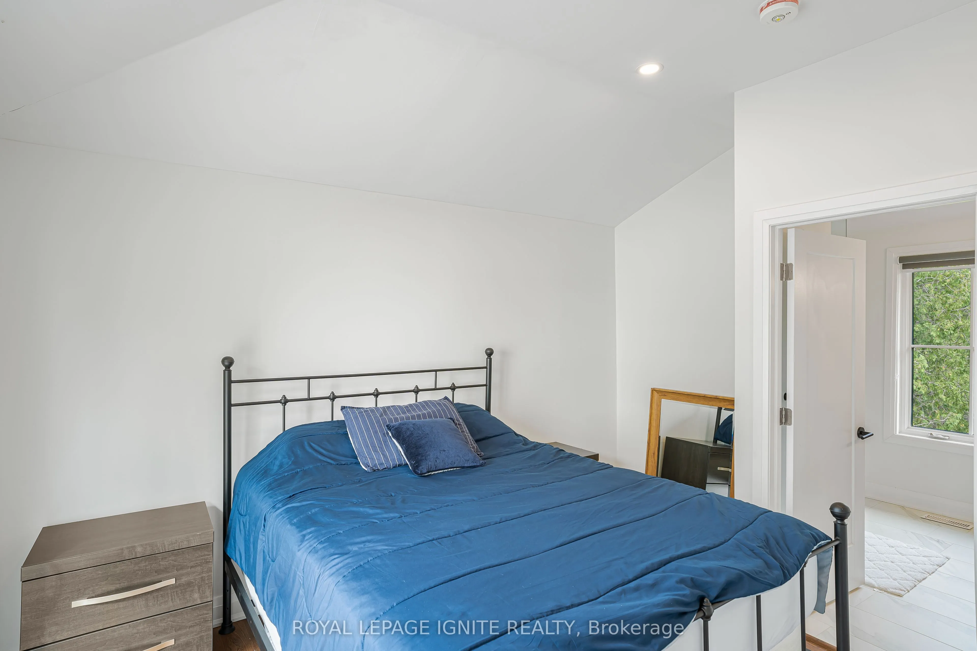 46 Williams Point Road