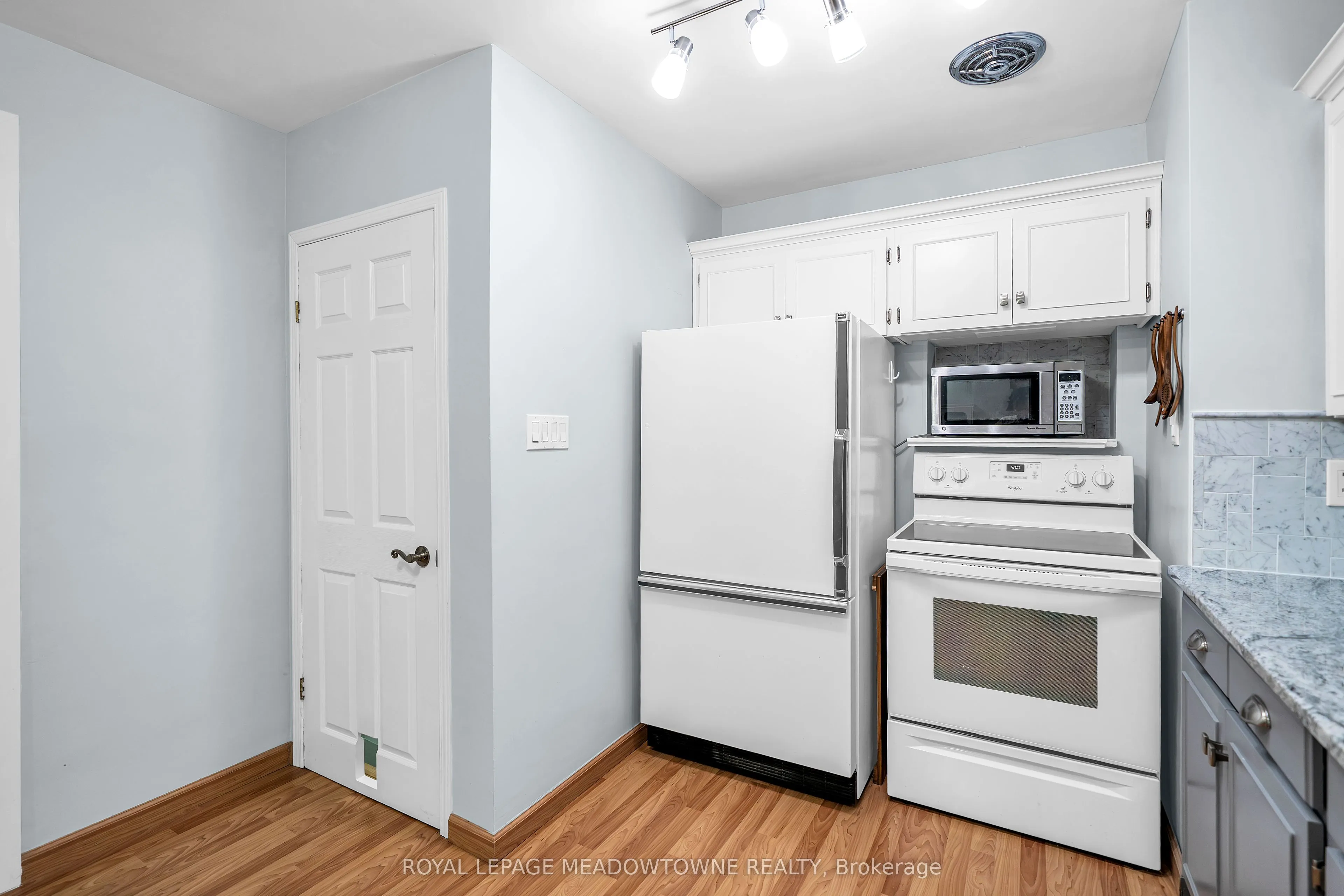 48 Garside Avenue